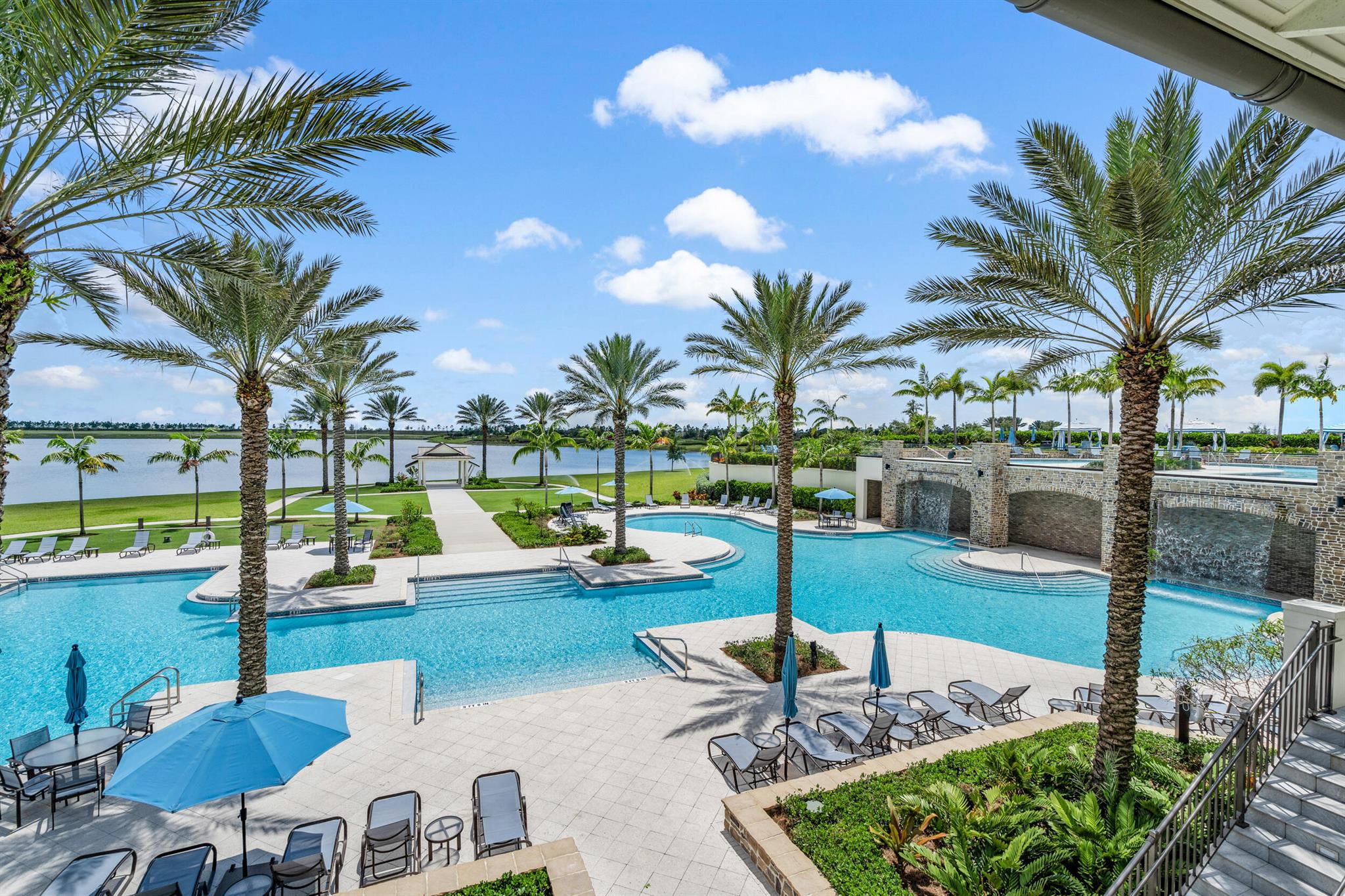 19564 Rugged Trunk Trail