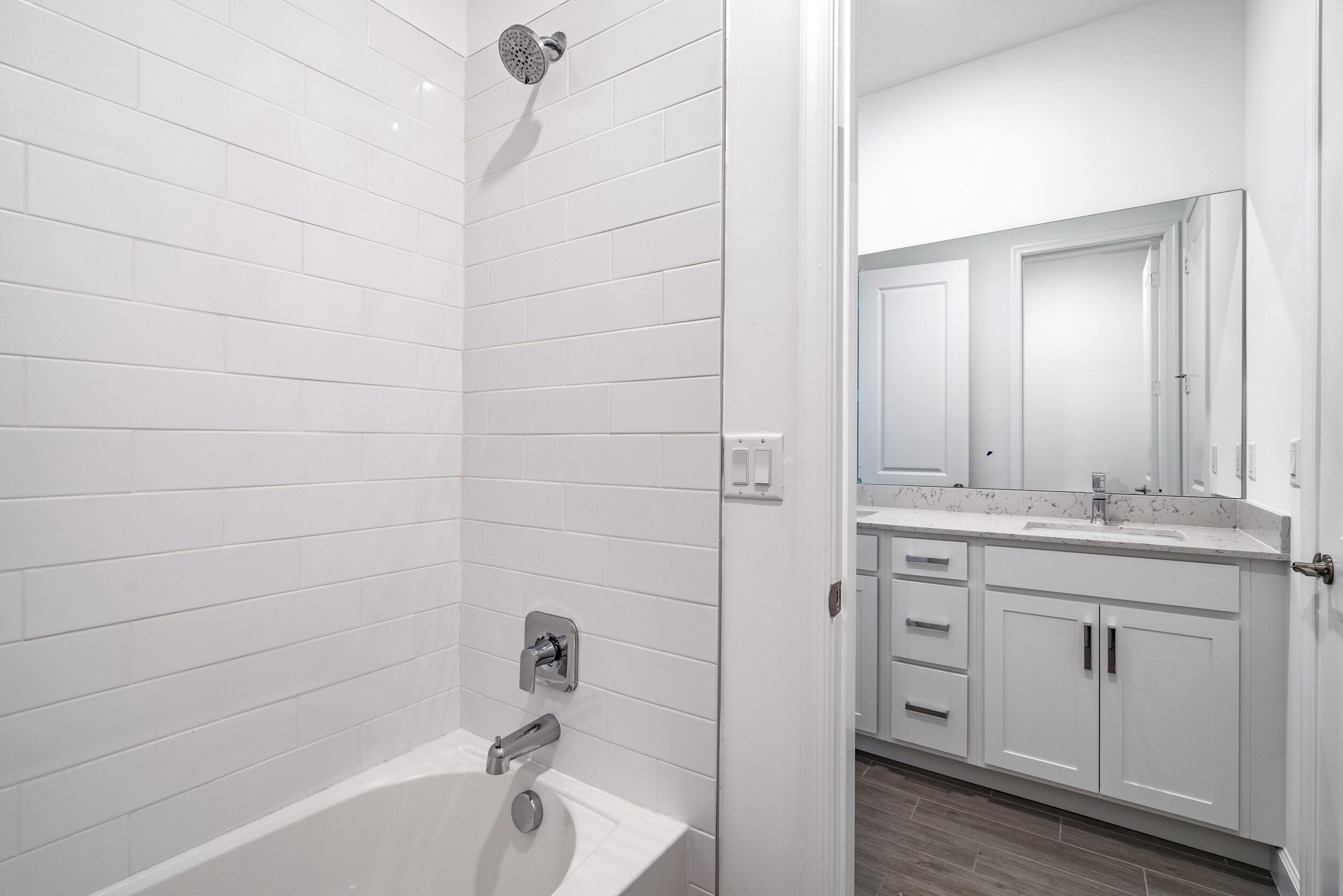 19564 Rugged Trunk Trail