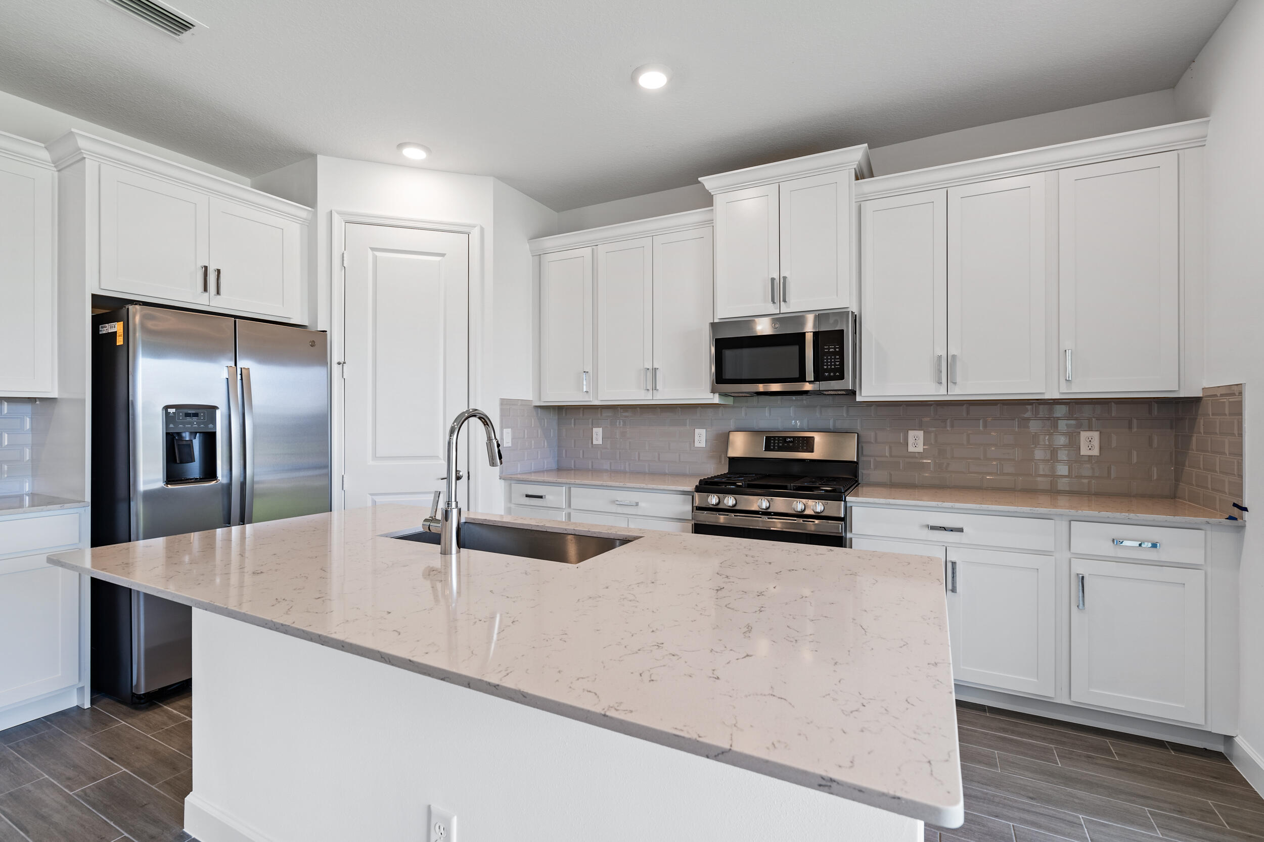 19564 Rugged Trunk Trail