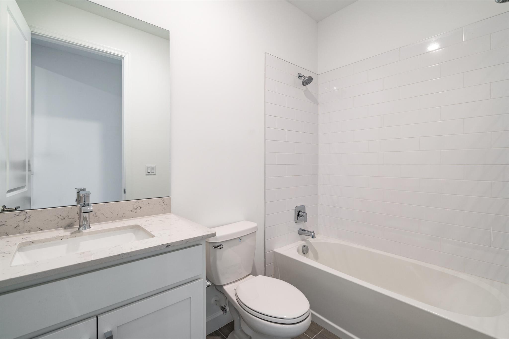 19564 Rugged Trunk Trail