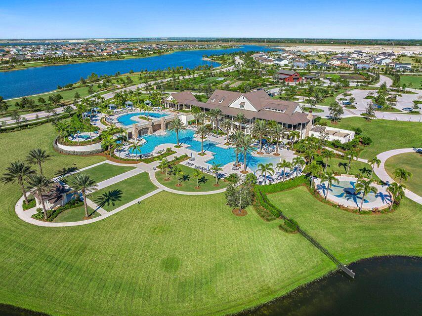 19564 Rugged Trunk Trail