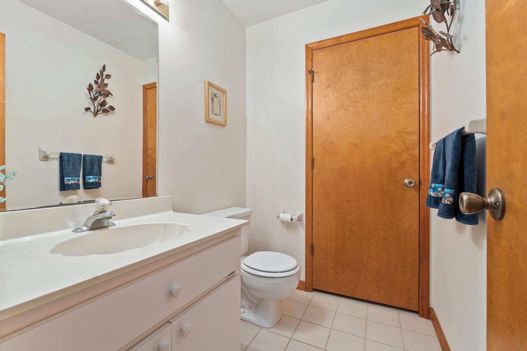 2356 SE Calcutta Circle