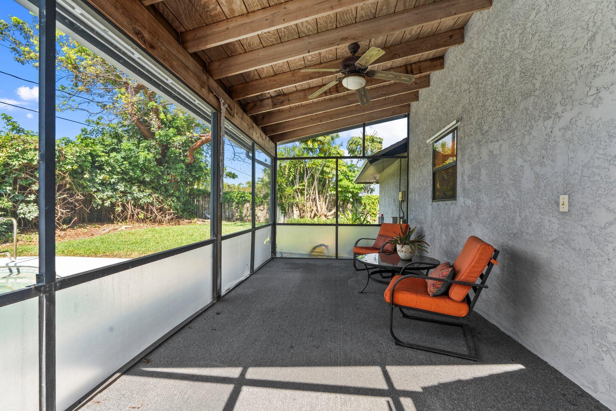 2356 SE Calcutta Circle