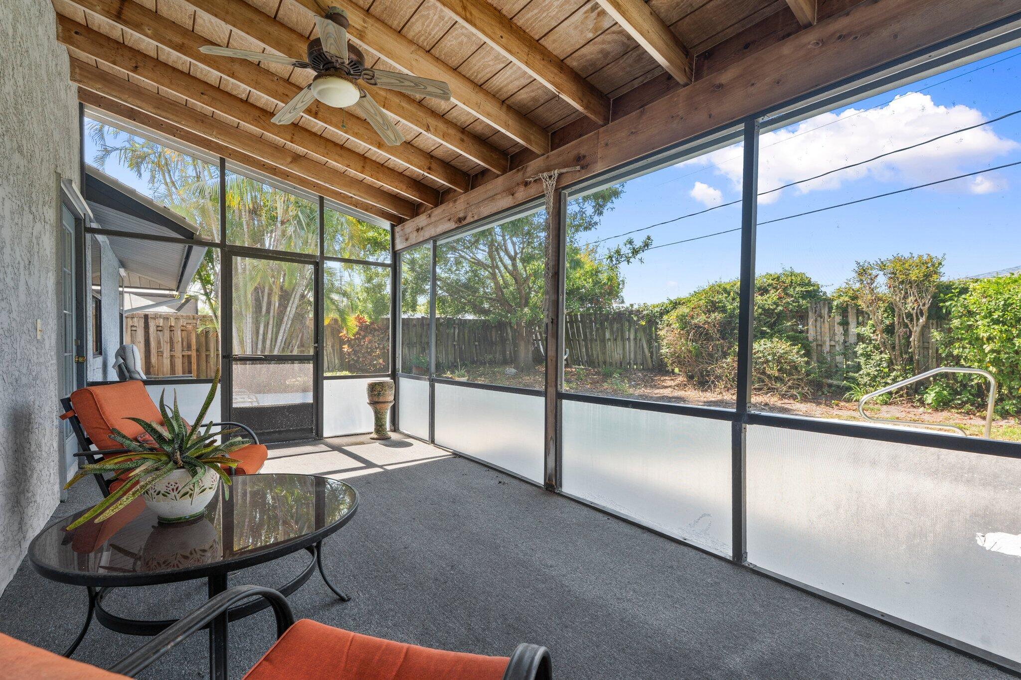 2356 SE Calcutta Circle