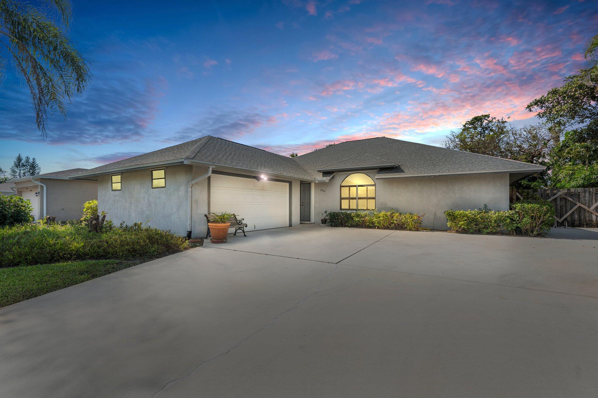 2356 SE Calcutta Circle