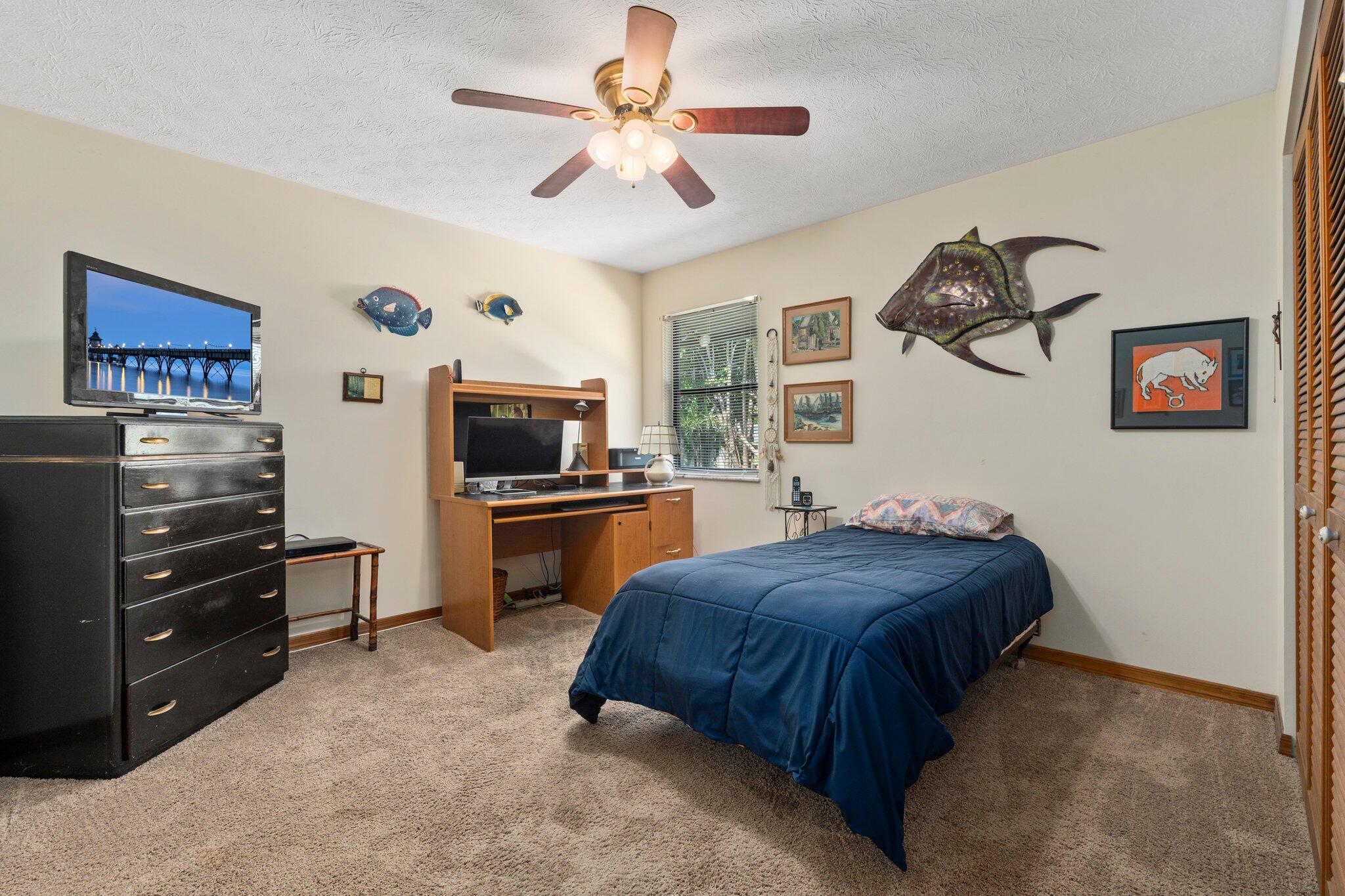 2356 SE Calcutta Circle