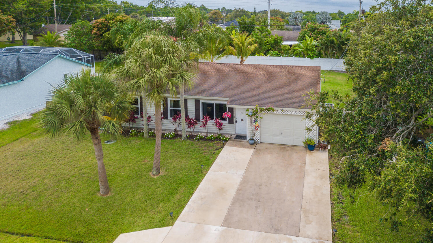 1967 SE Dranson Circle