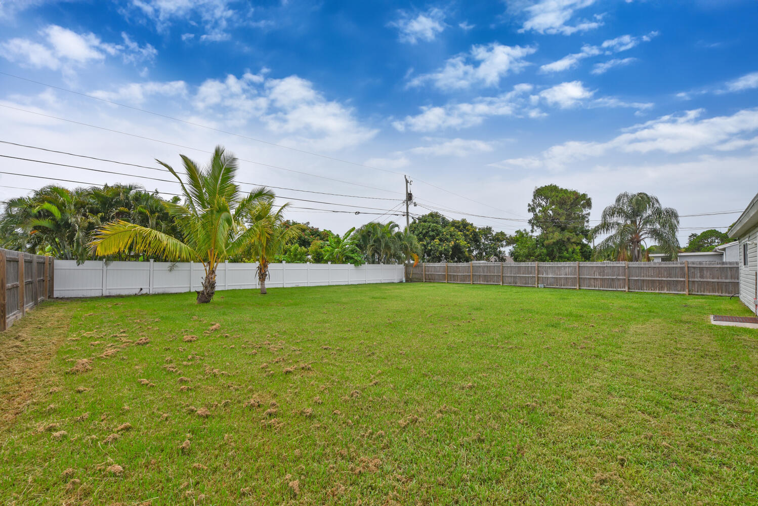 1967 SE Dranson Circle