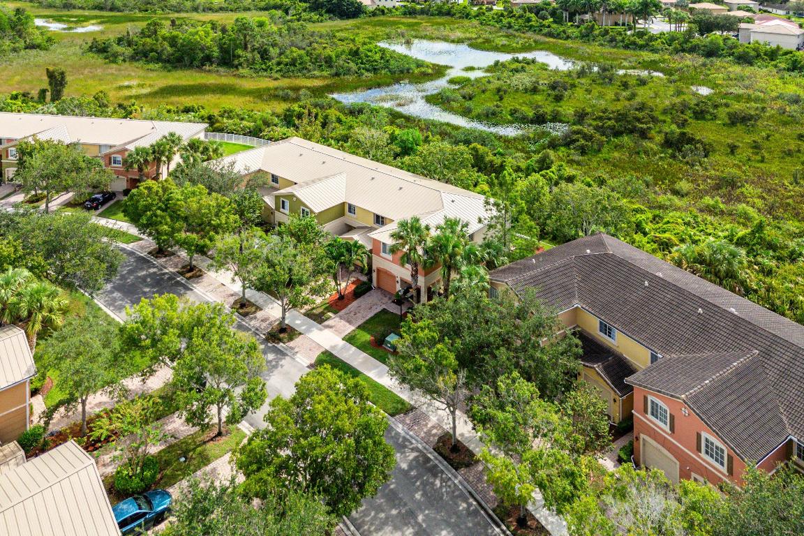 5349 SE Jennings Lane