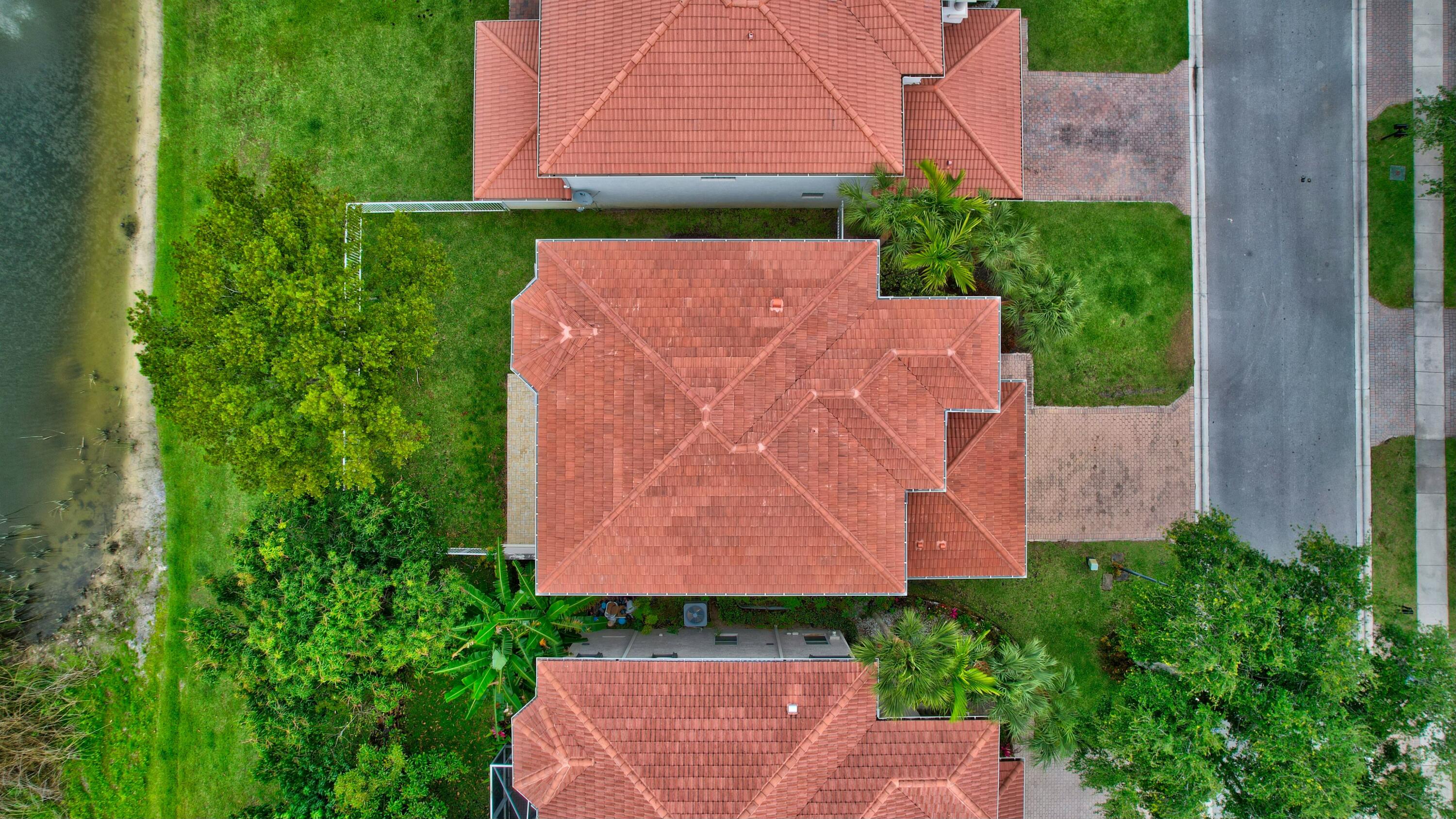 7109 Old Orchard Way