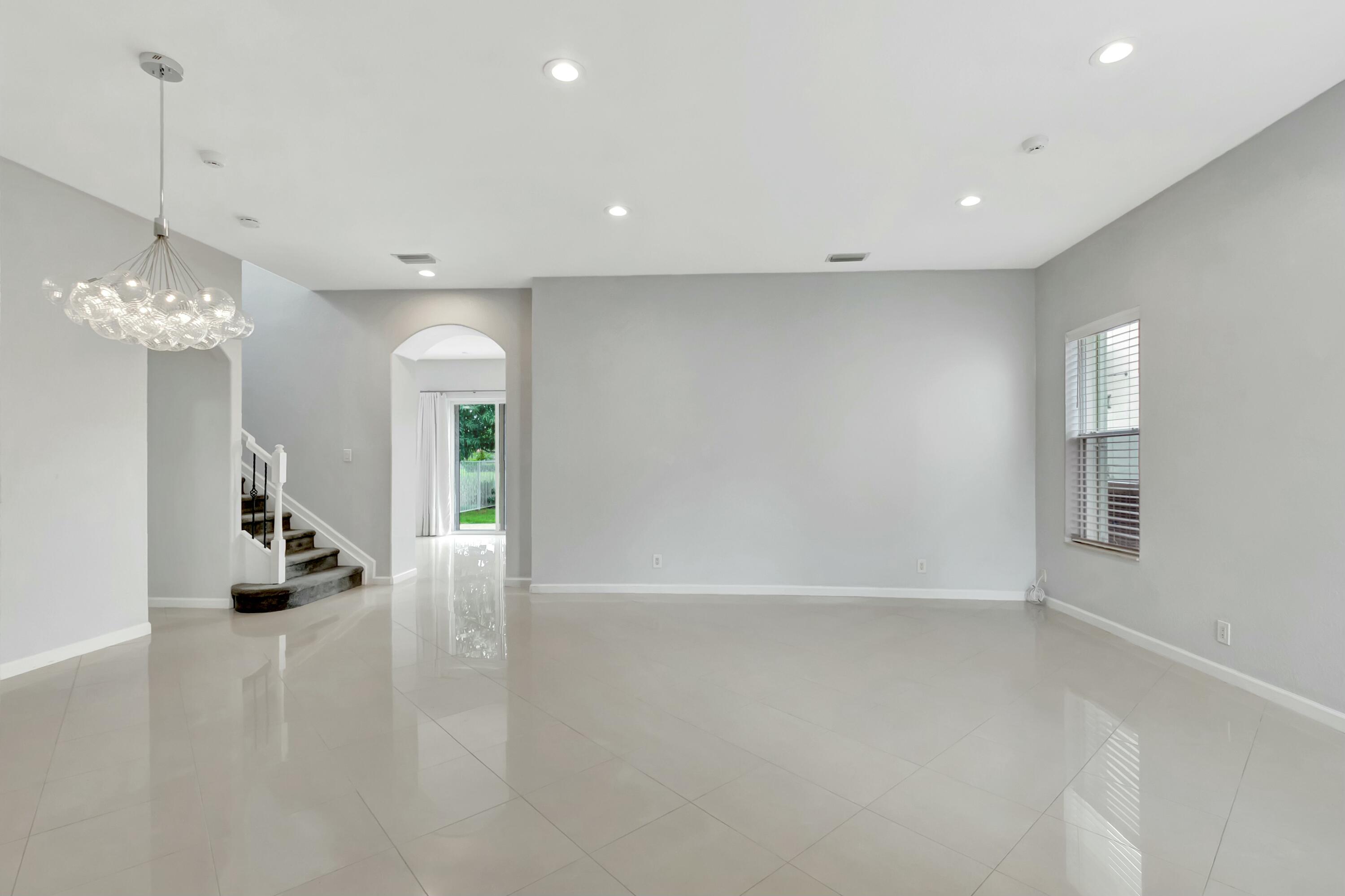 7109 Old Orchard Way