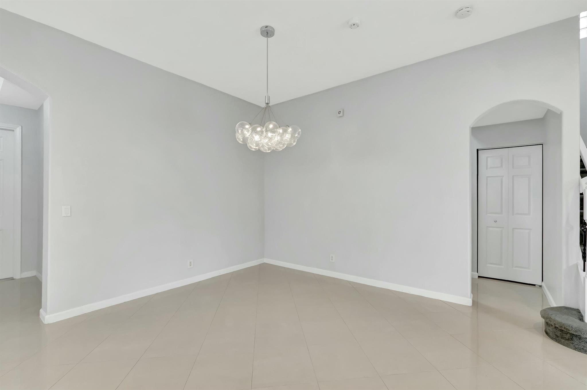 7109 Old Orchard Way