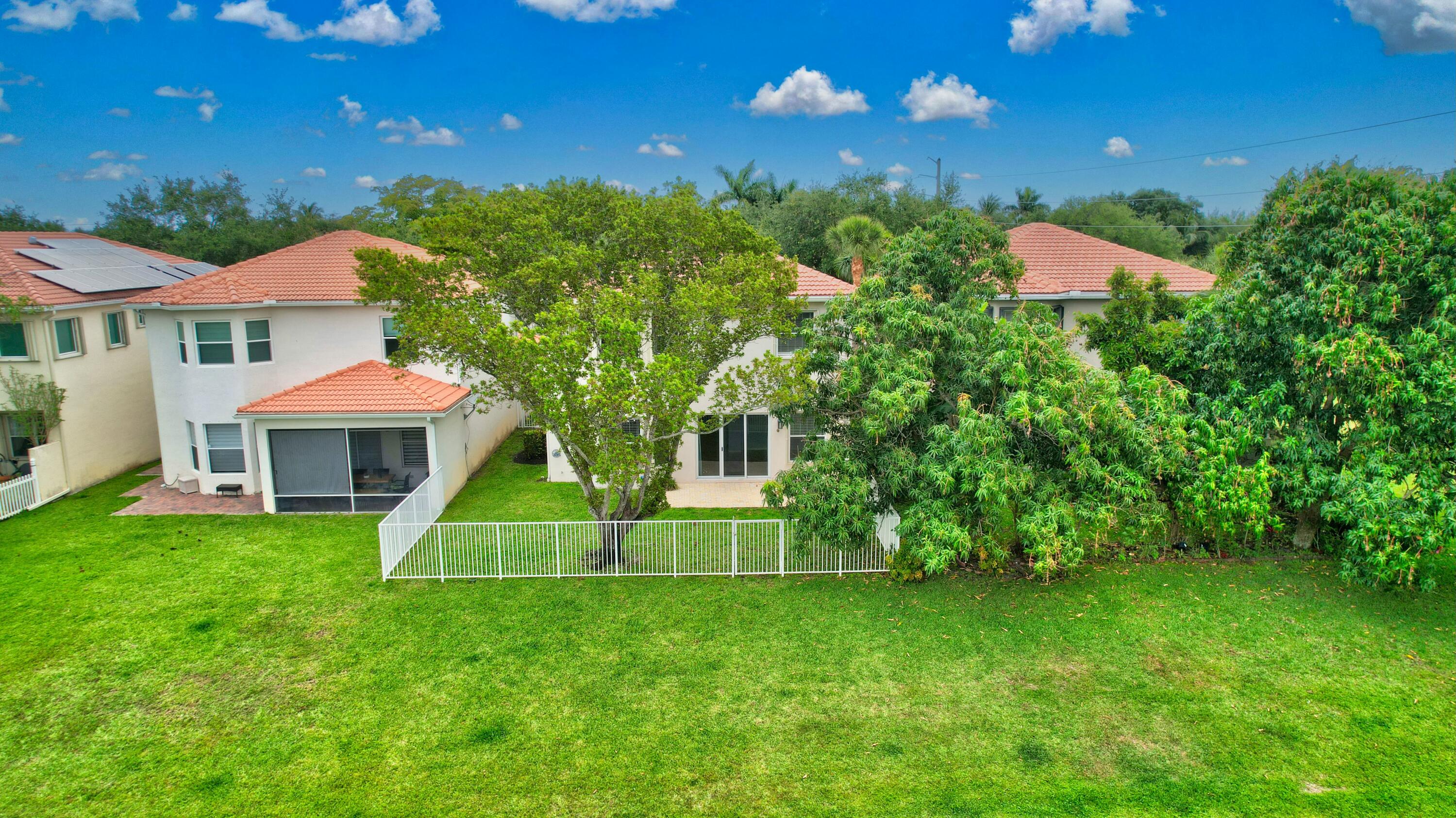 7109 Old Orchard Way