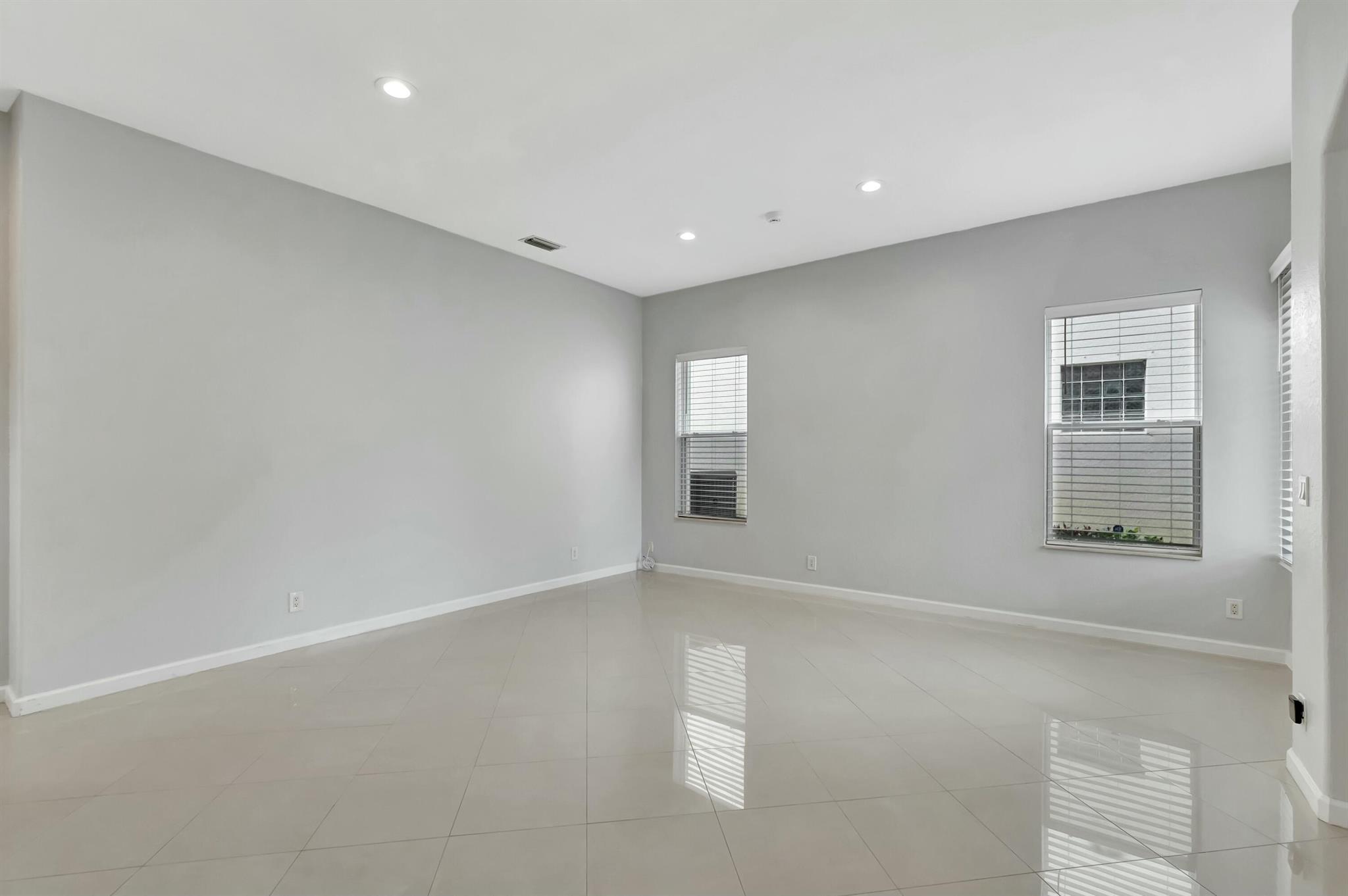 7109 Old Orchard Way