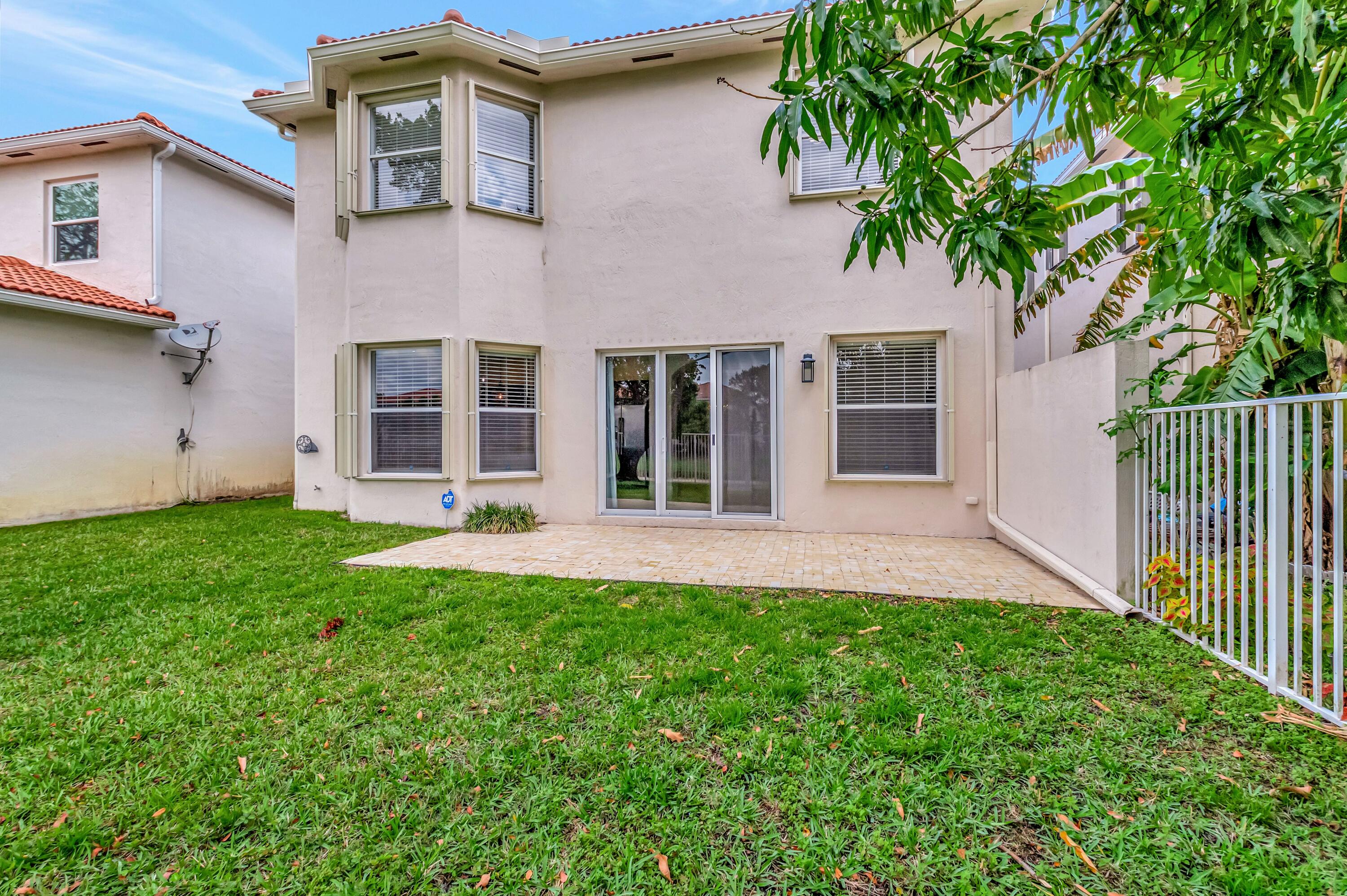 7109 Old Orchard Way