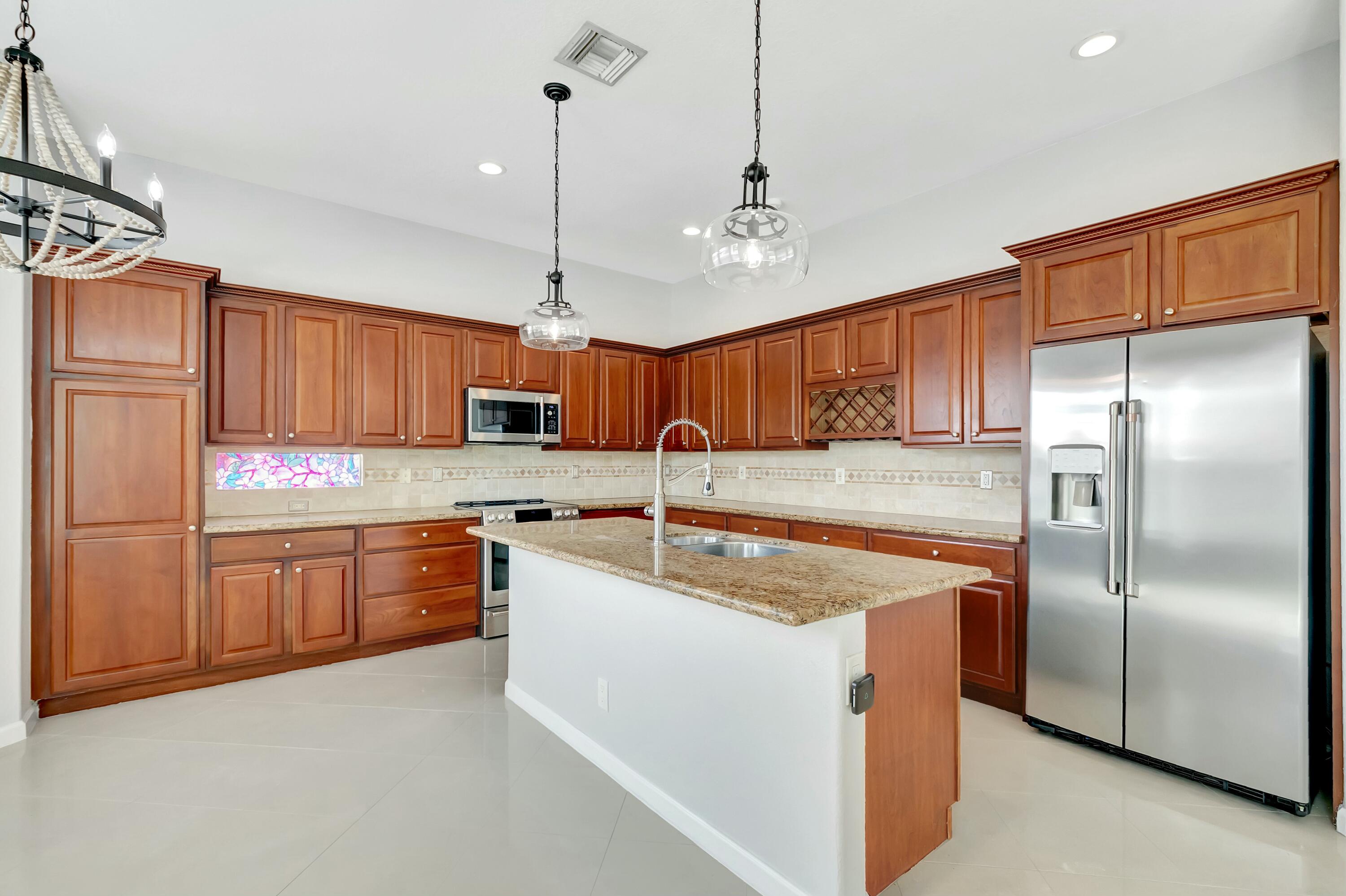 7109 Old Orchard Way