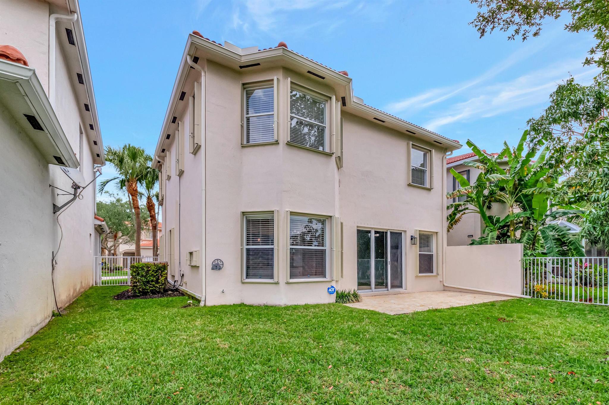 7109 Old Orchard Way