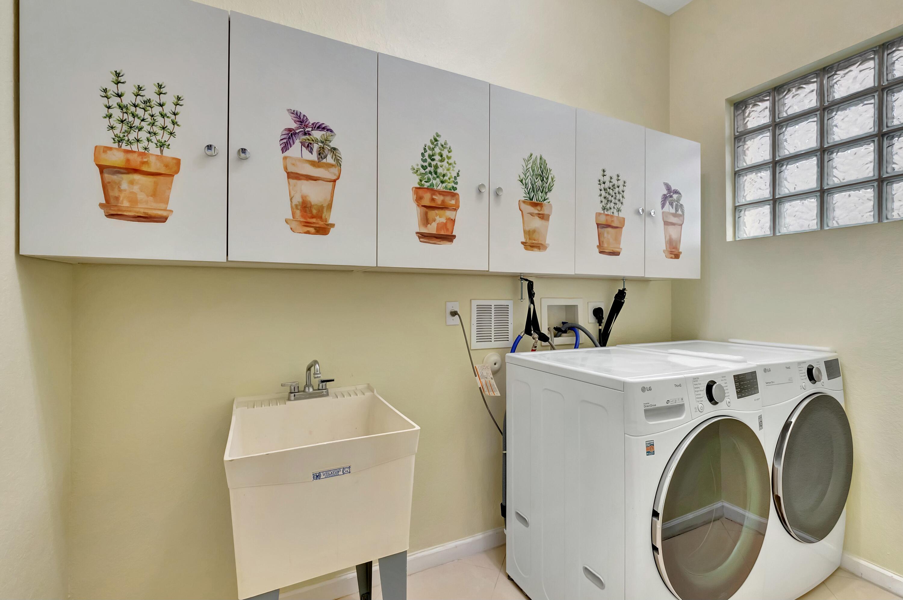 7109 Old Orchard Way