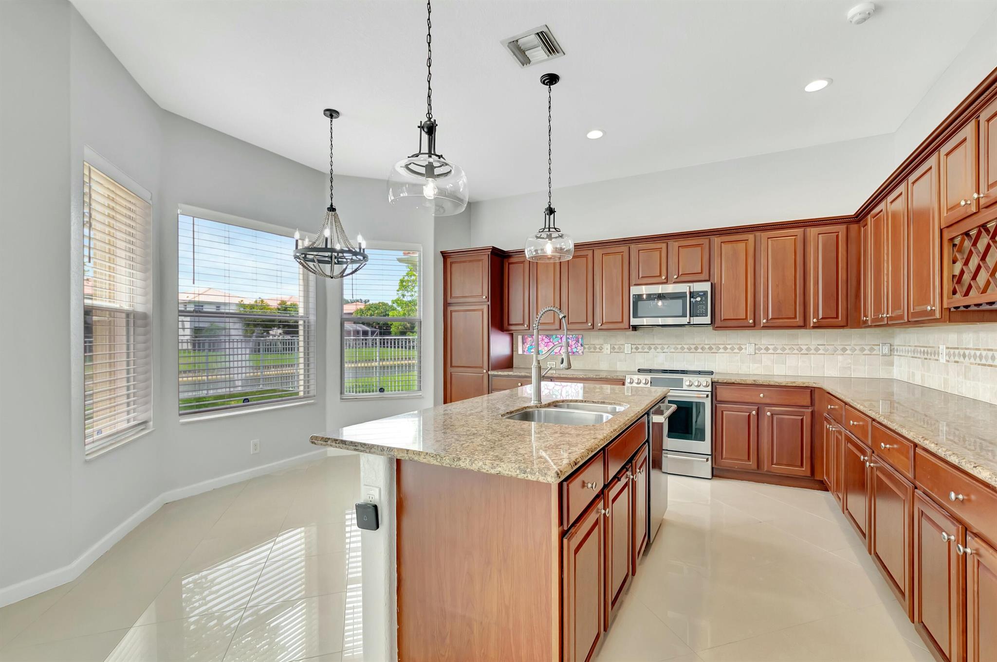 7109 Old Orchard Way