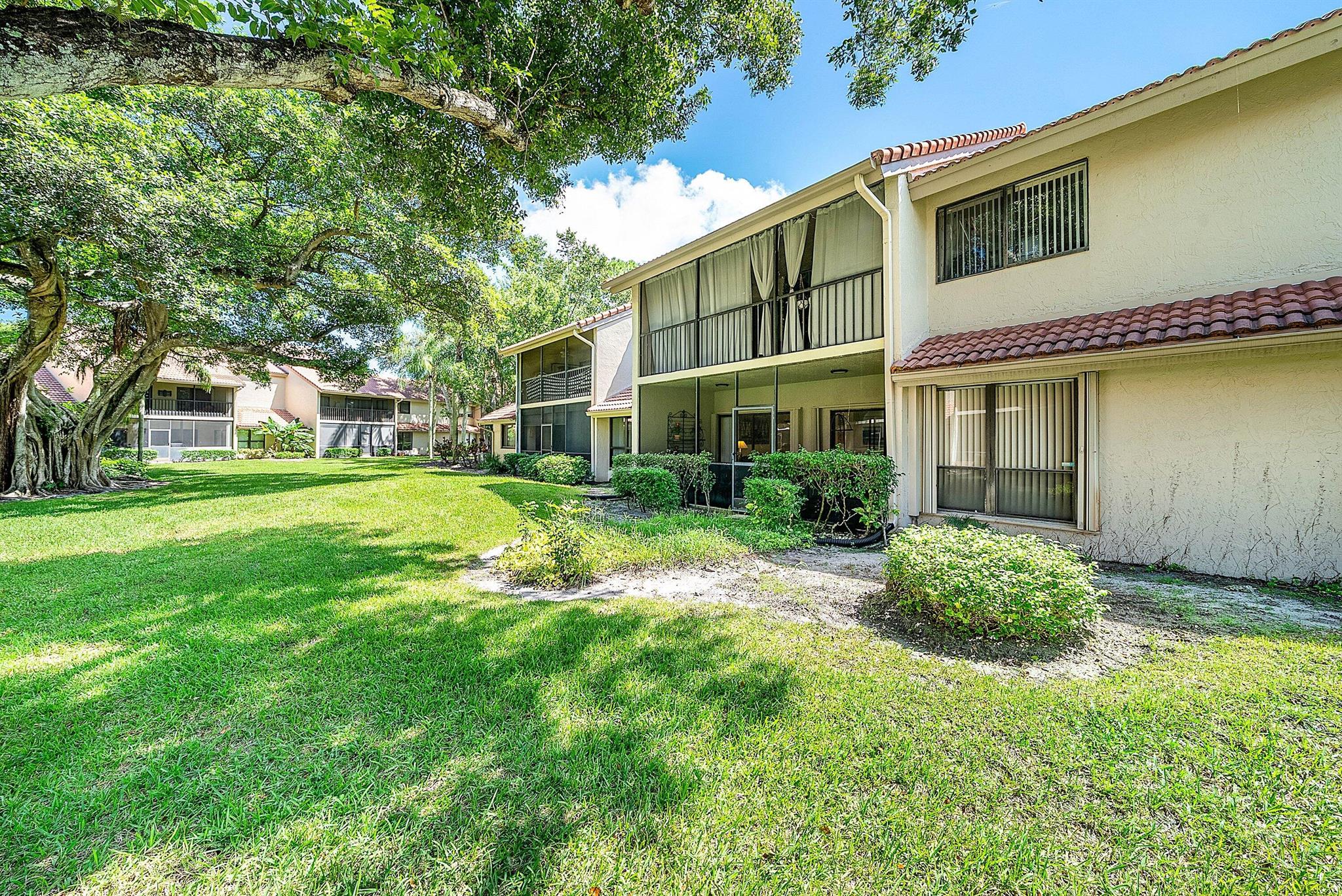 5520 Coach House Circle C