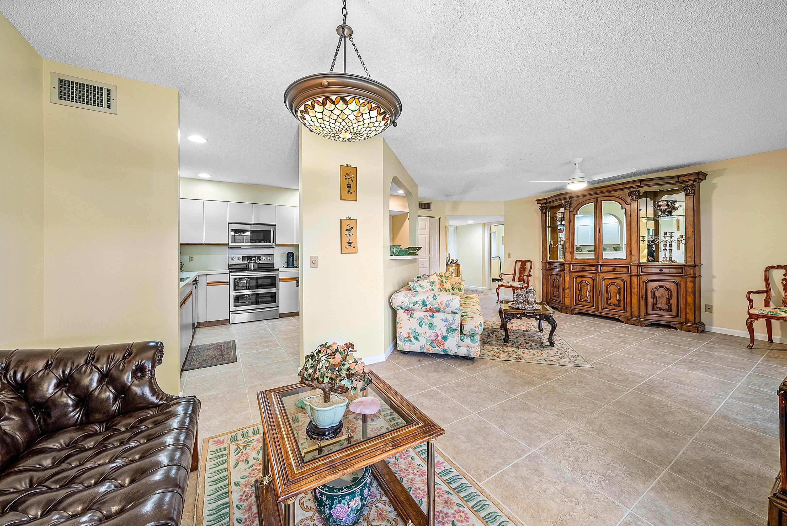 5520 Coach House Circle C