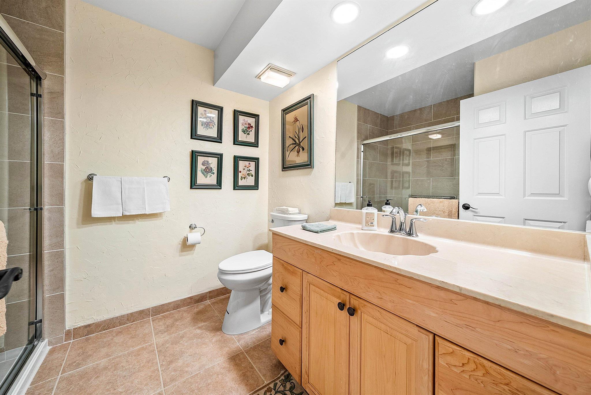 5520 Coach House Circle C