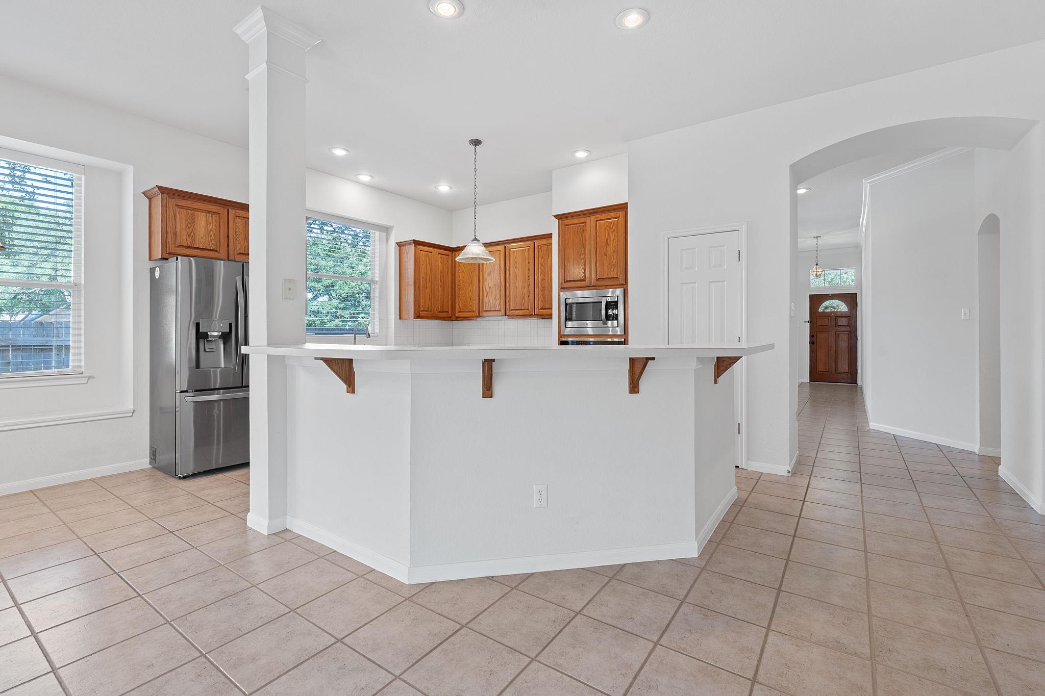 5633 Republic Of Texas BLVD