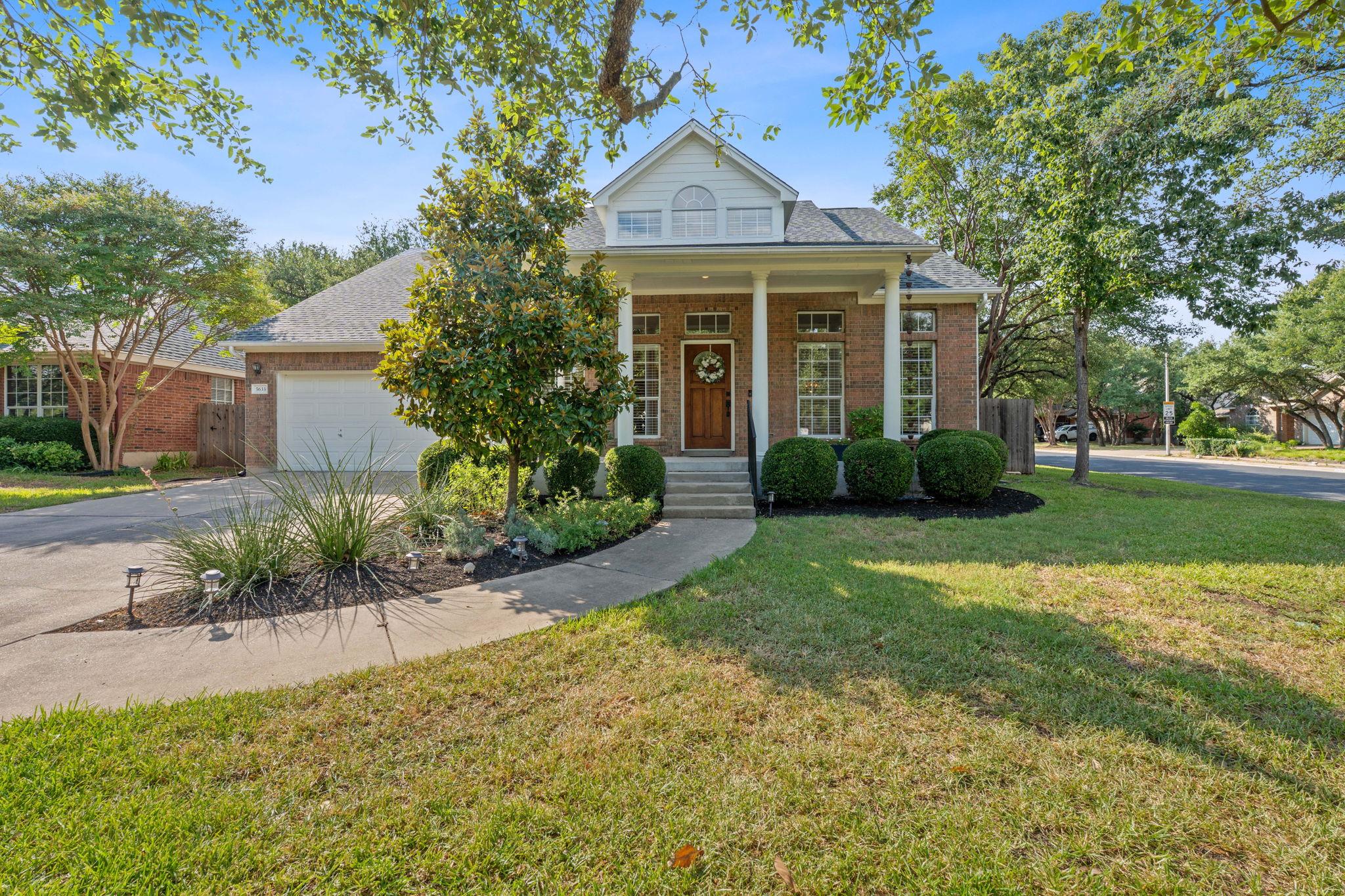 5633 Republic Of Texas BLVD