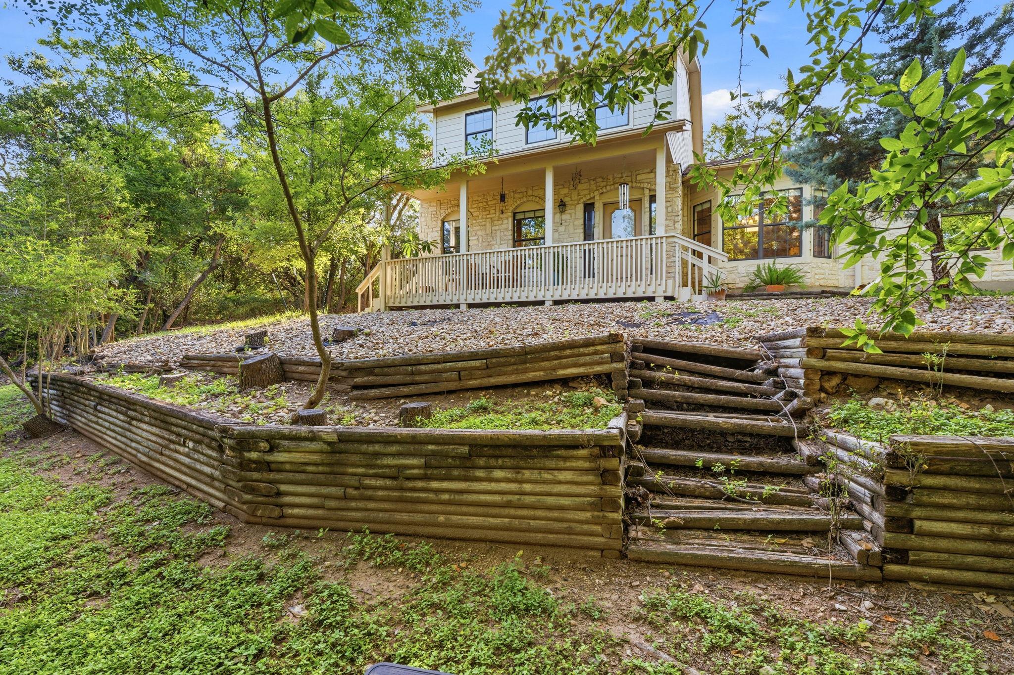 802 El Viejo Camino