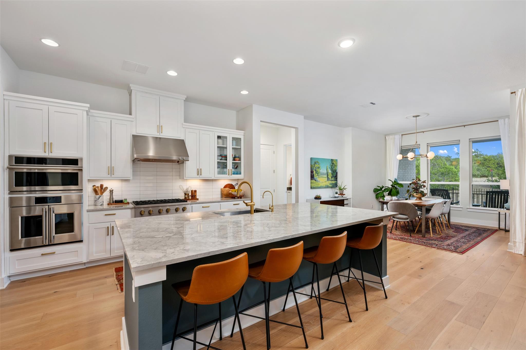 438 Pear Tree LN
