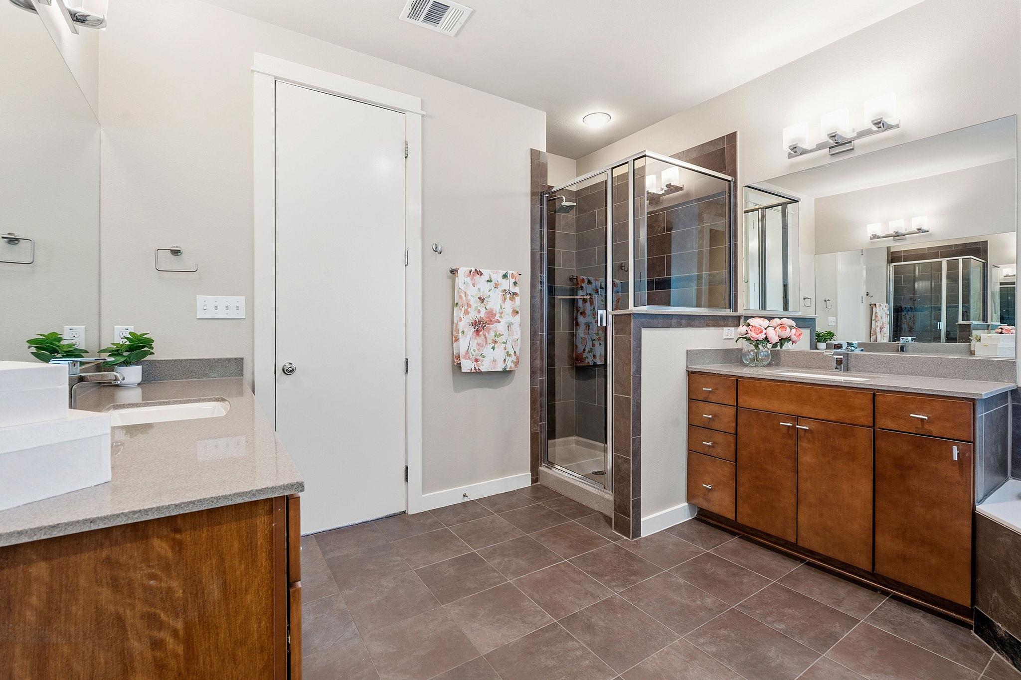 2911 Corbin LN