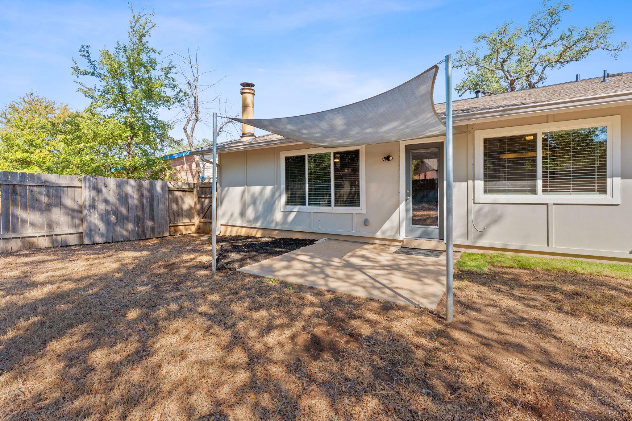 3930 Leafield DR