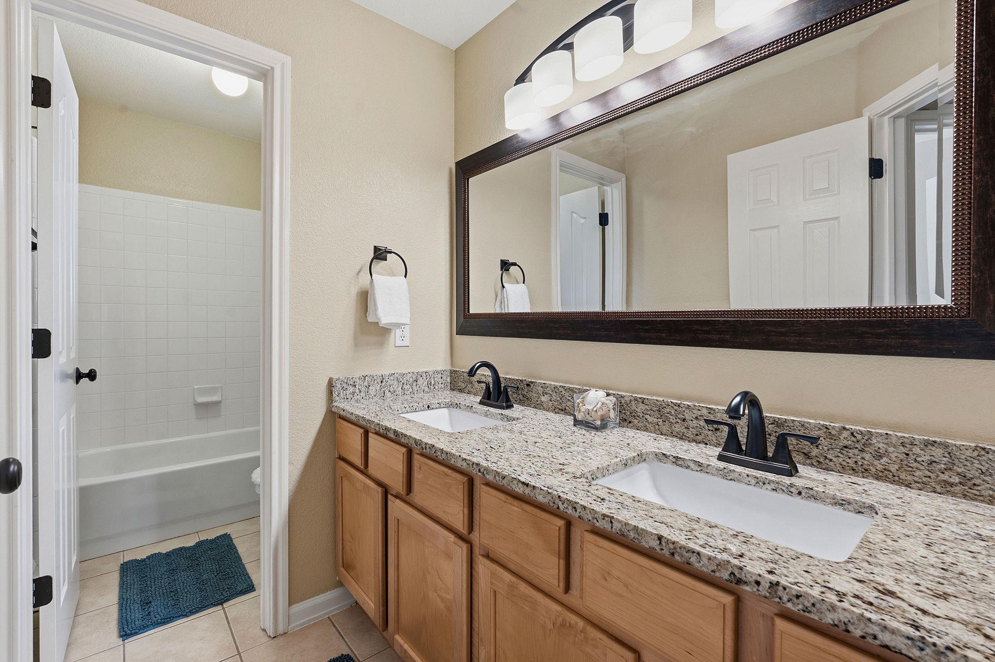 4601 Foster Ranch RD