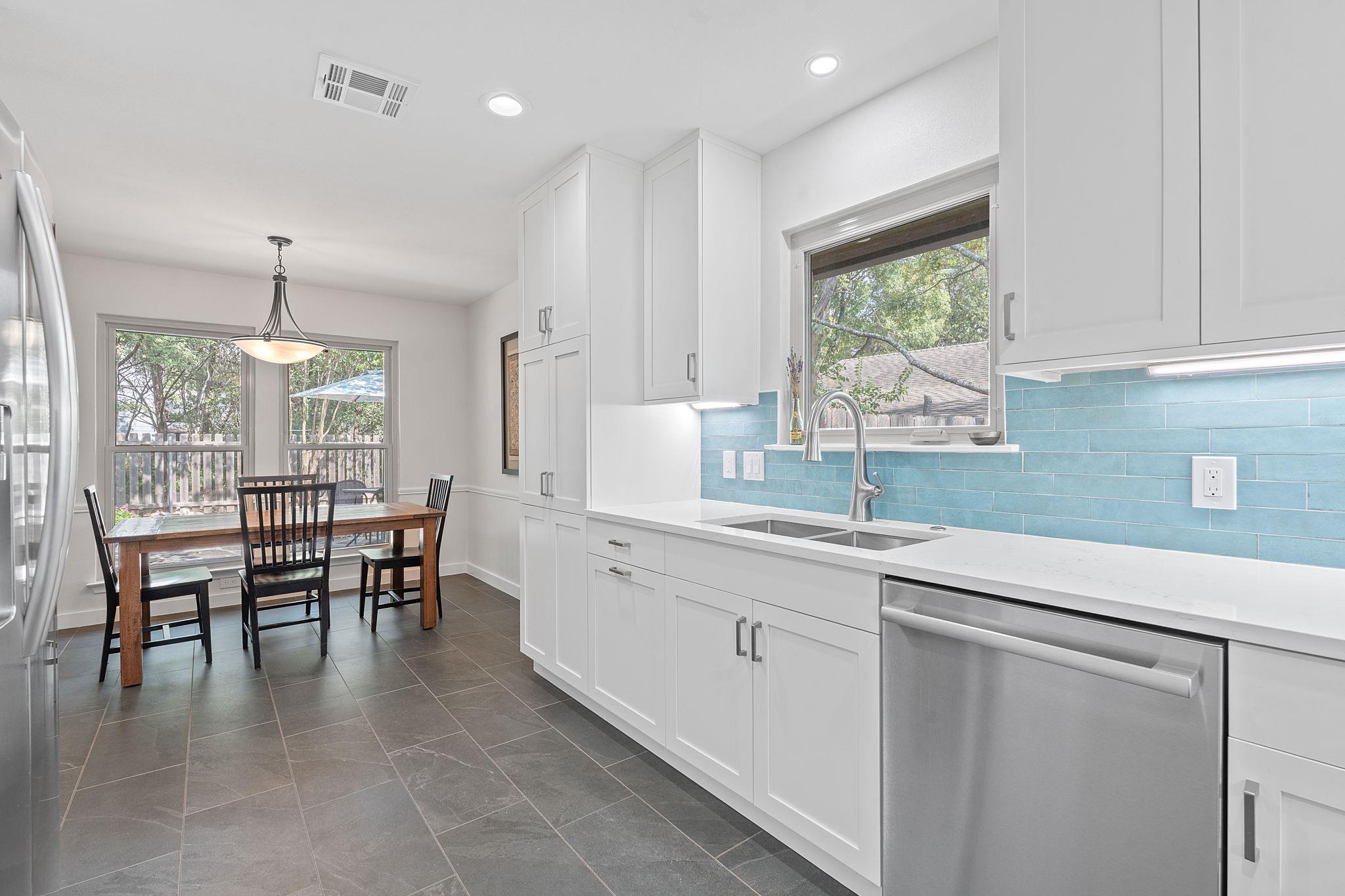 4411 Twisted Tree DR