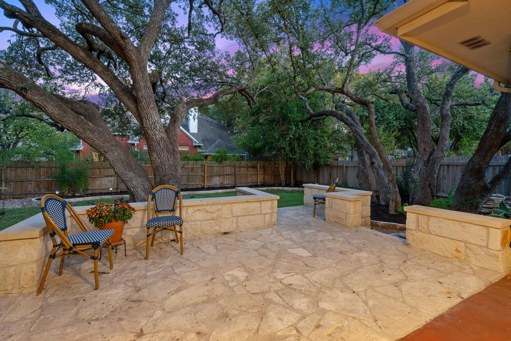 4009 Great Plains DR