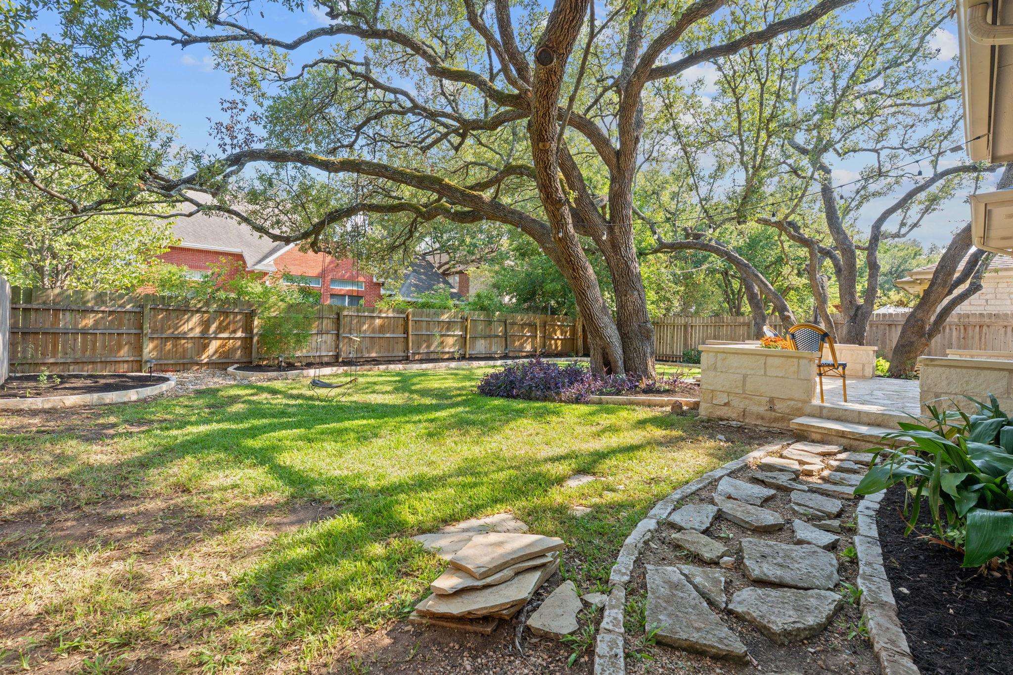 4009 Great Plains DR