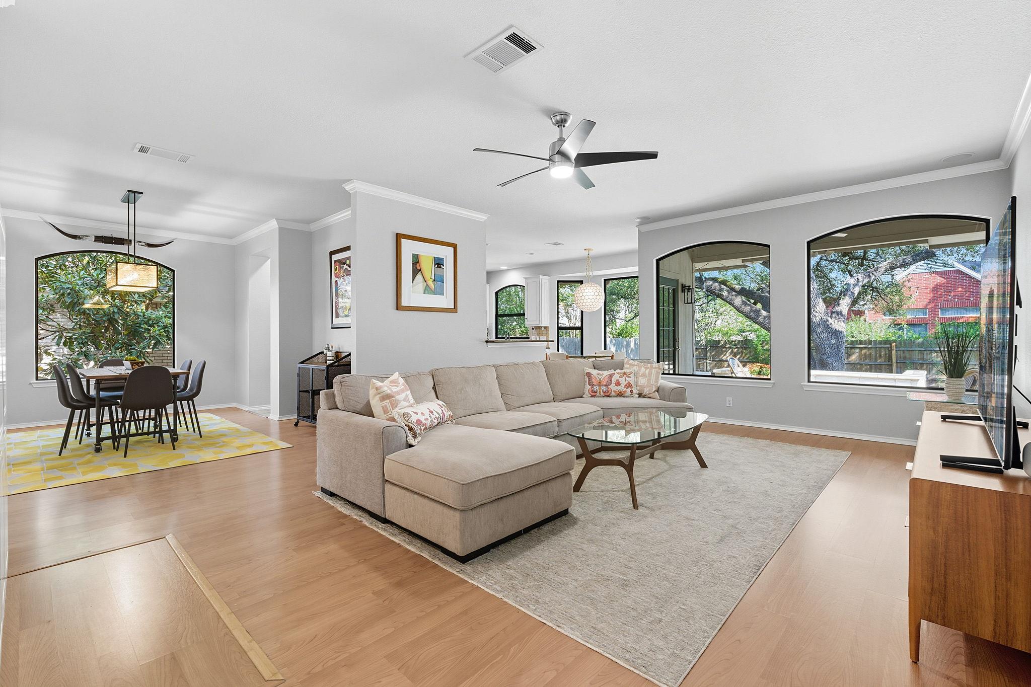 4009 Great Plains DR