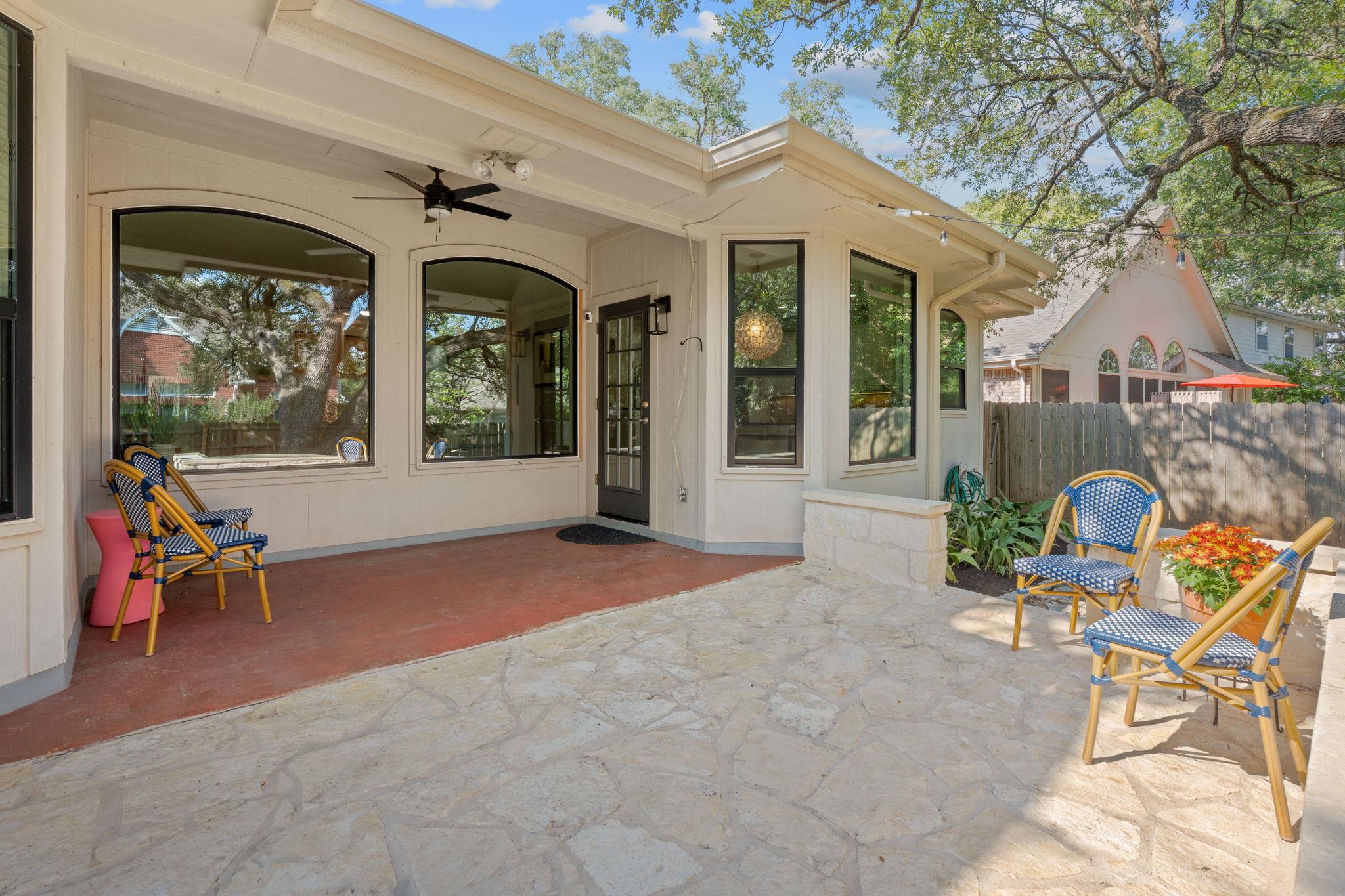 4009 Great Plains DR