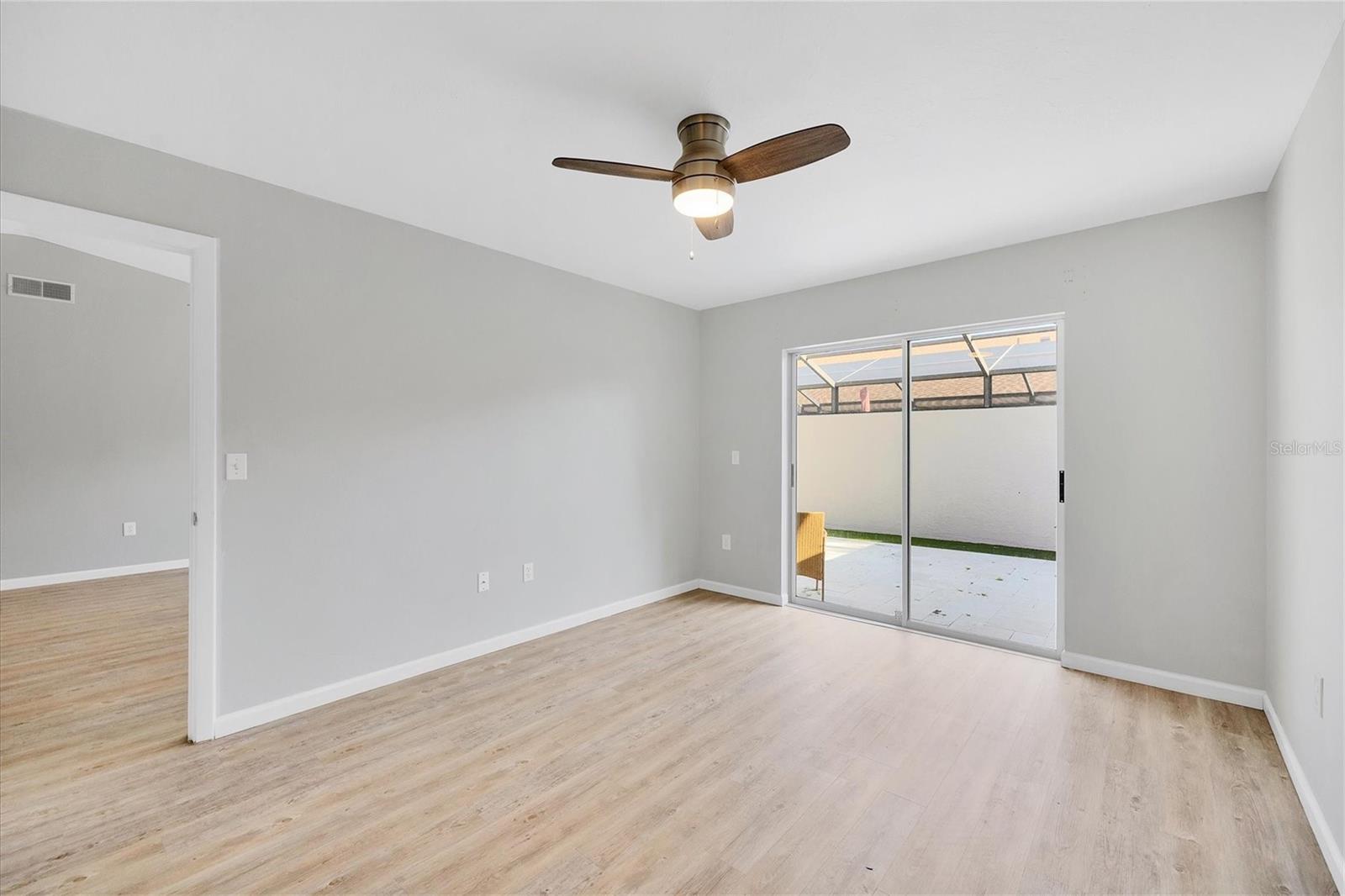 4134 CENTER POINTE CIR #66