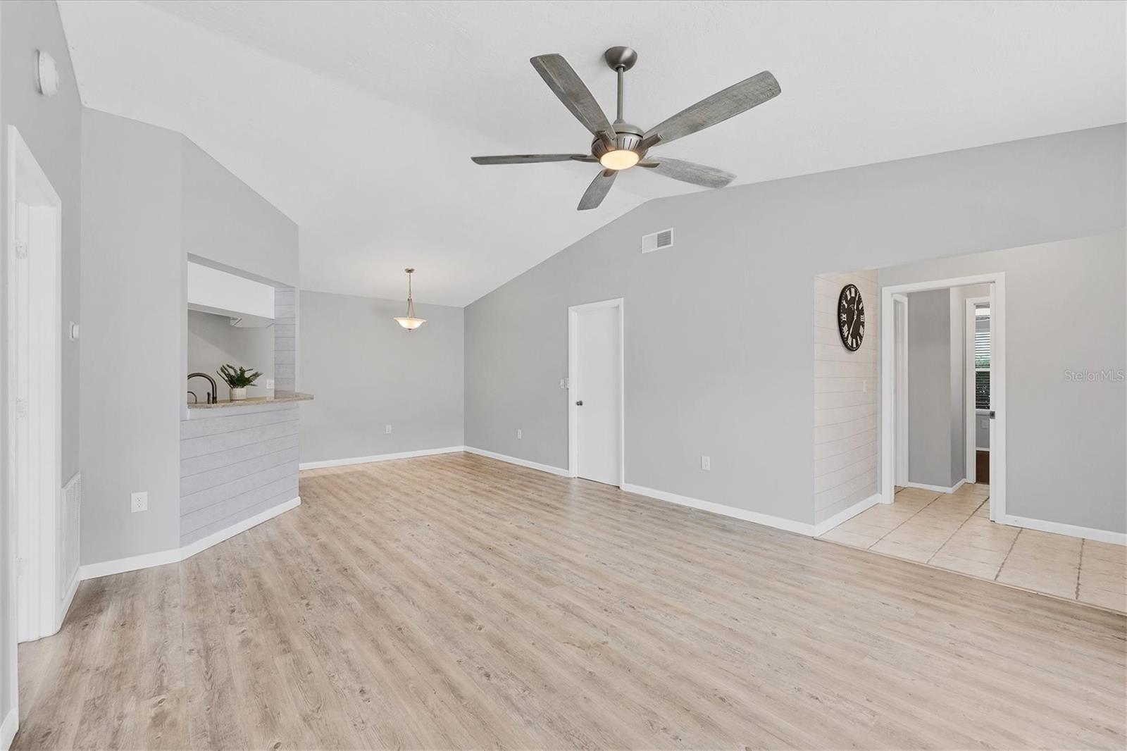 4134 CENTER POINTE CIR #66