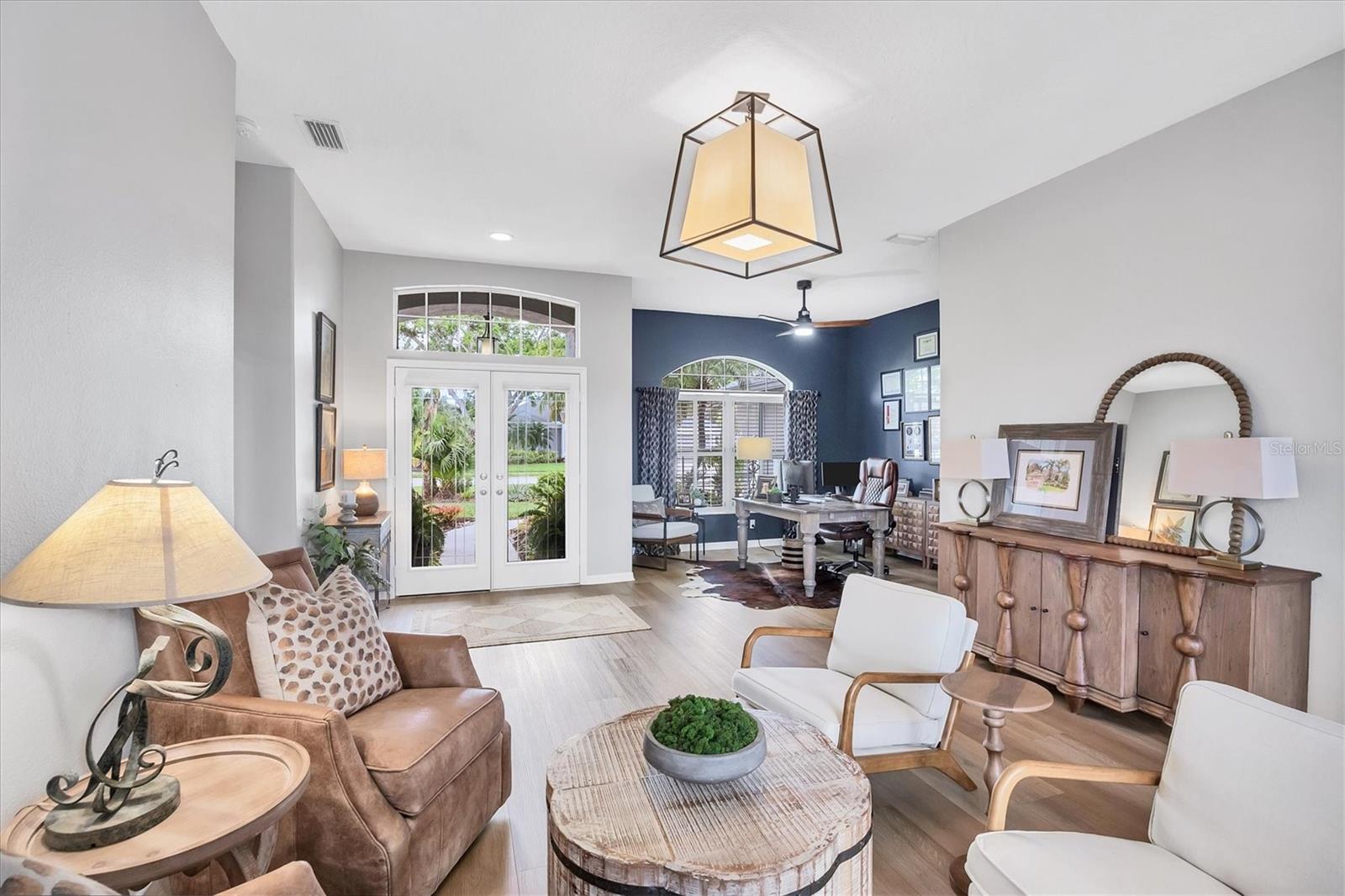 6253 AVENTURA DR