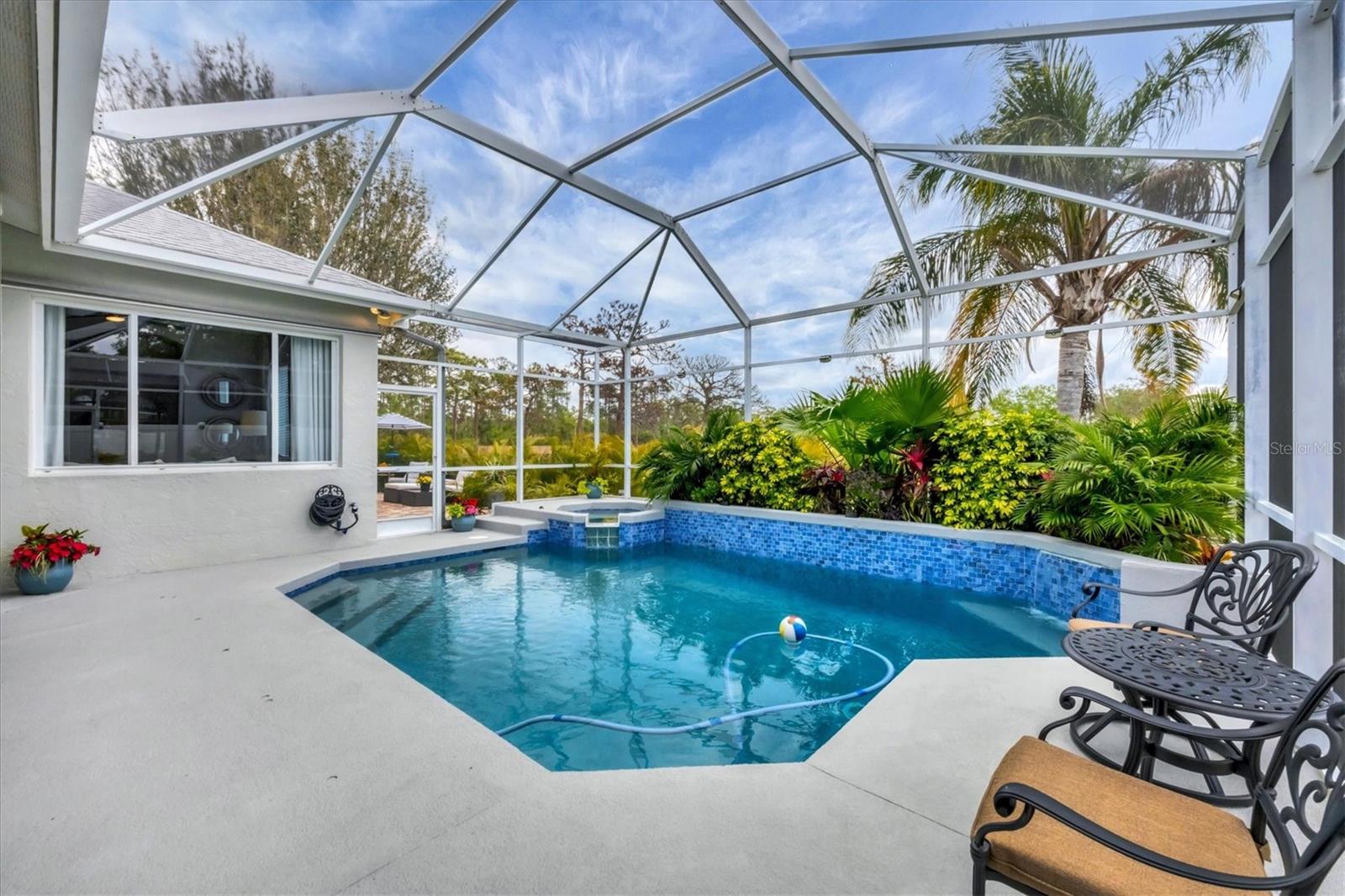 6253 AVENTURA DR