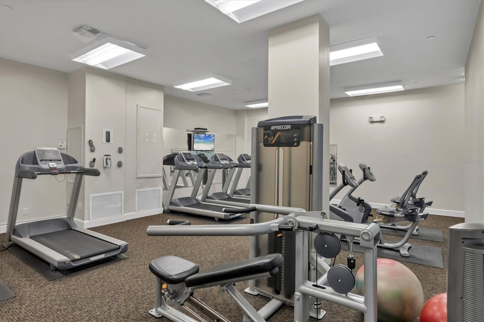 1212 BENJAMIN FRANKLIN DR #708