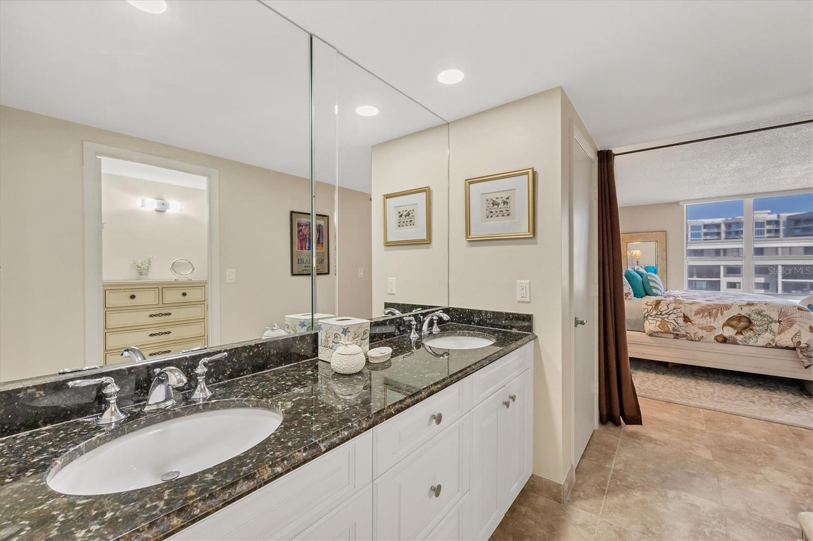 1212 BENJAMIN FRANKLIN DR #708