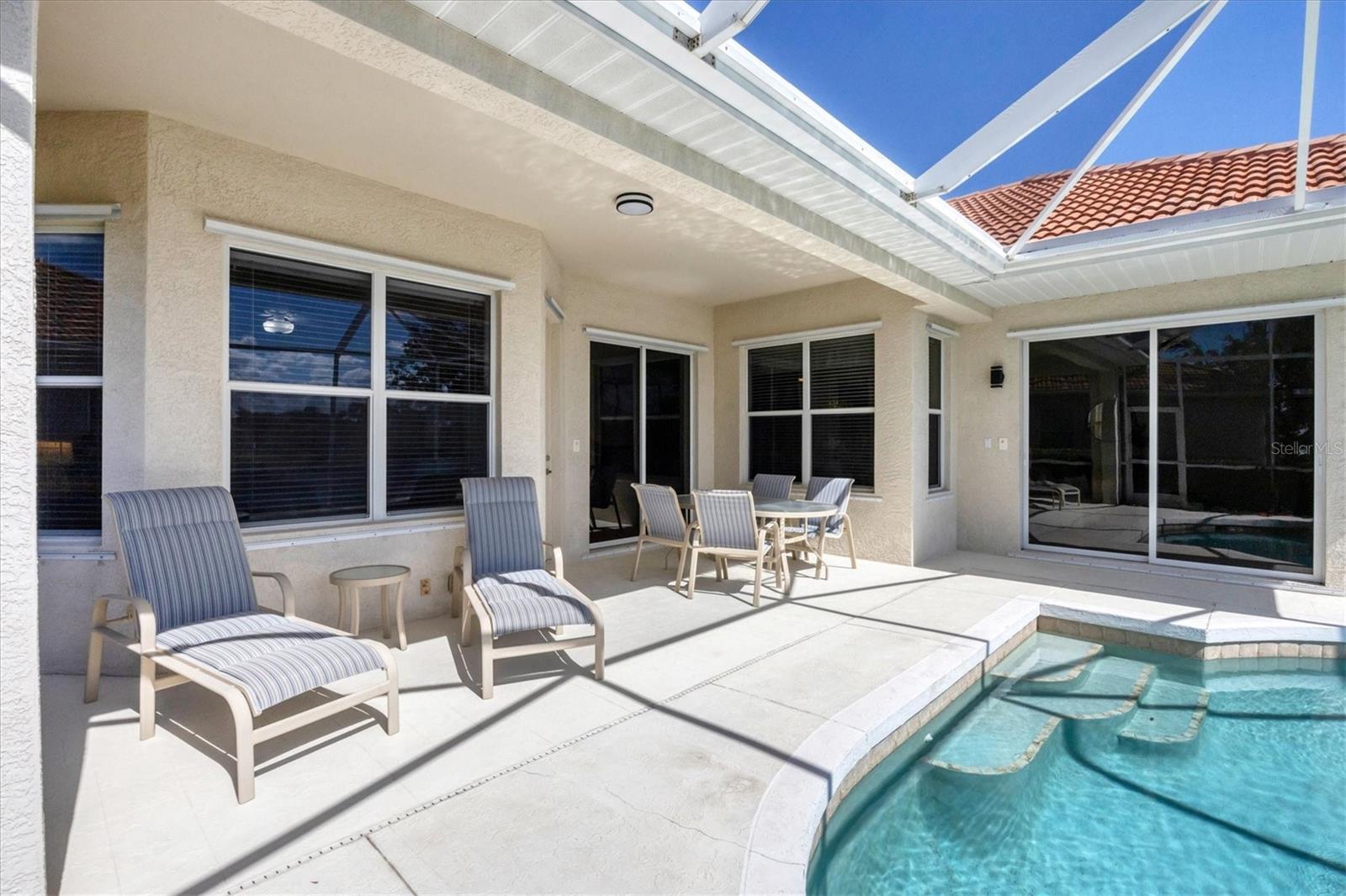 2931 BRAVURA LAKE DR