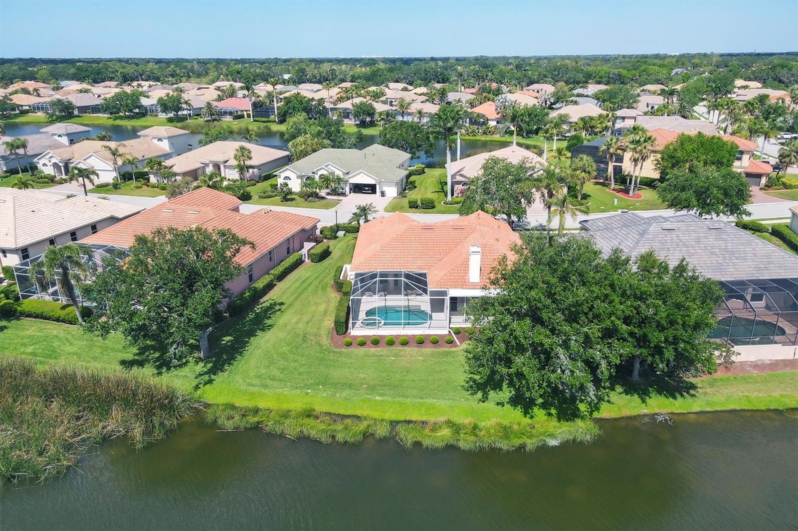 2931 BRAVURA LAKE DR