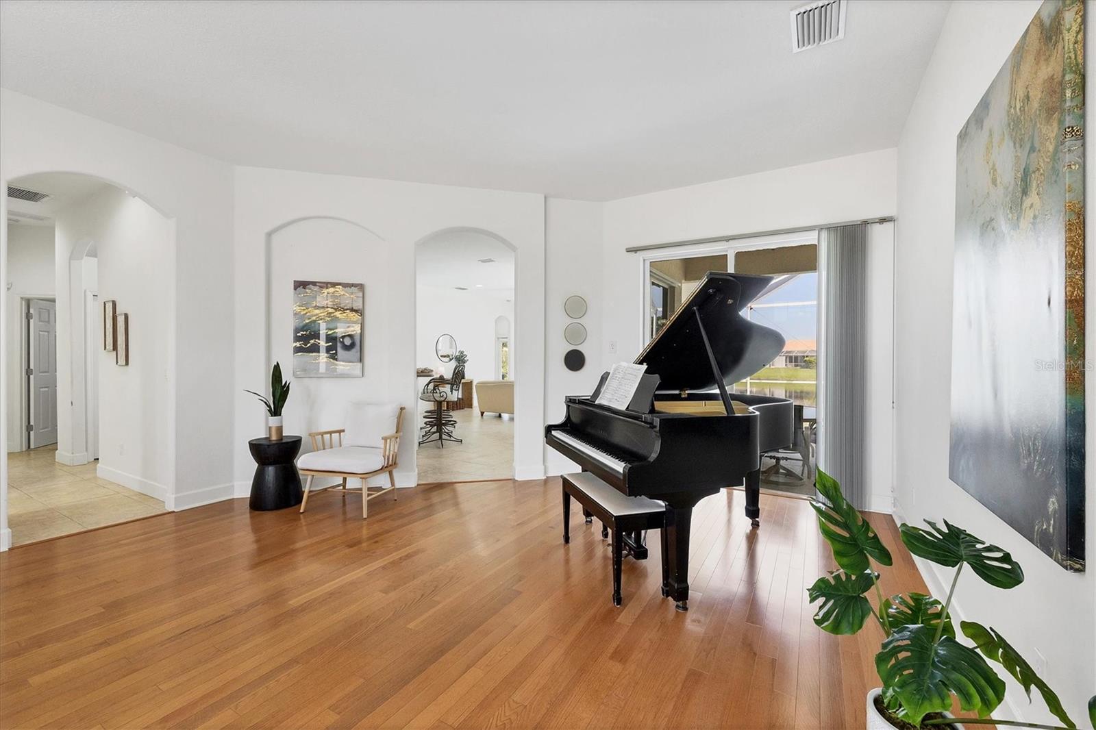 2931 BRAVURA LAKE DR