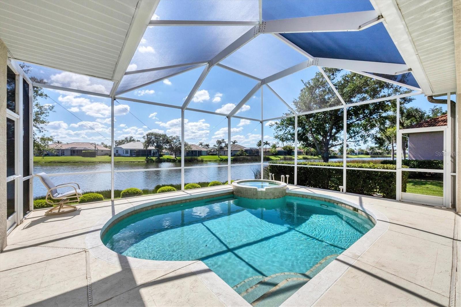 2931 BRAVURA LAKE DR