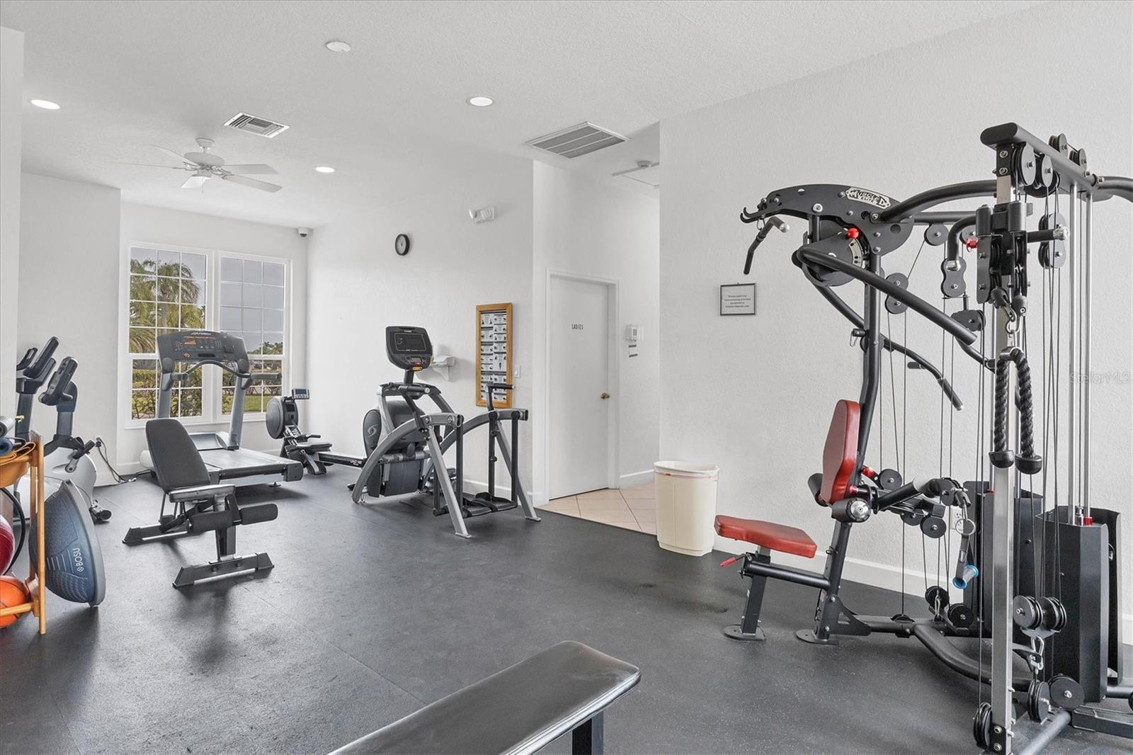 2931 BRAVURA LAKE DR