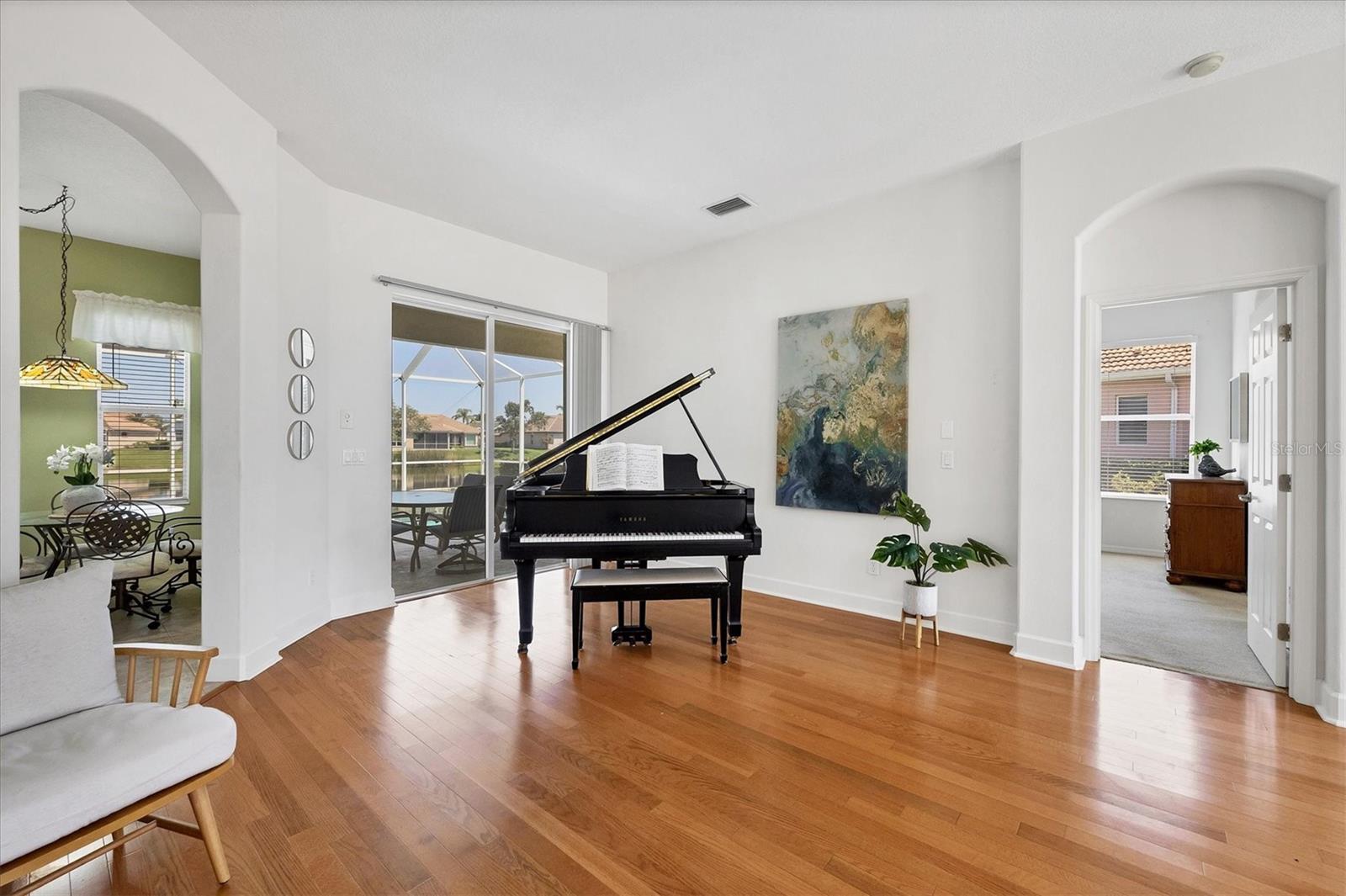 2931 BRAVURA LAKE DR